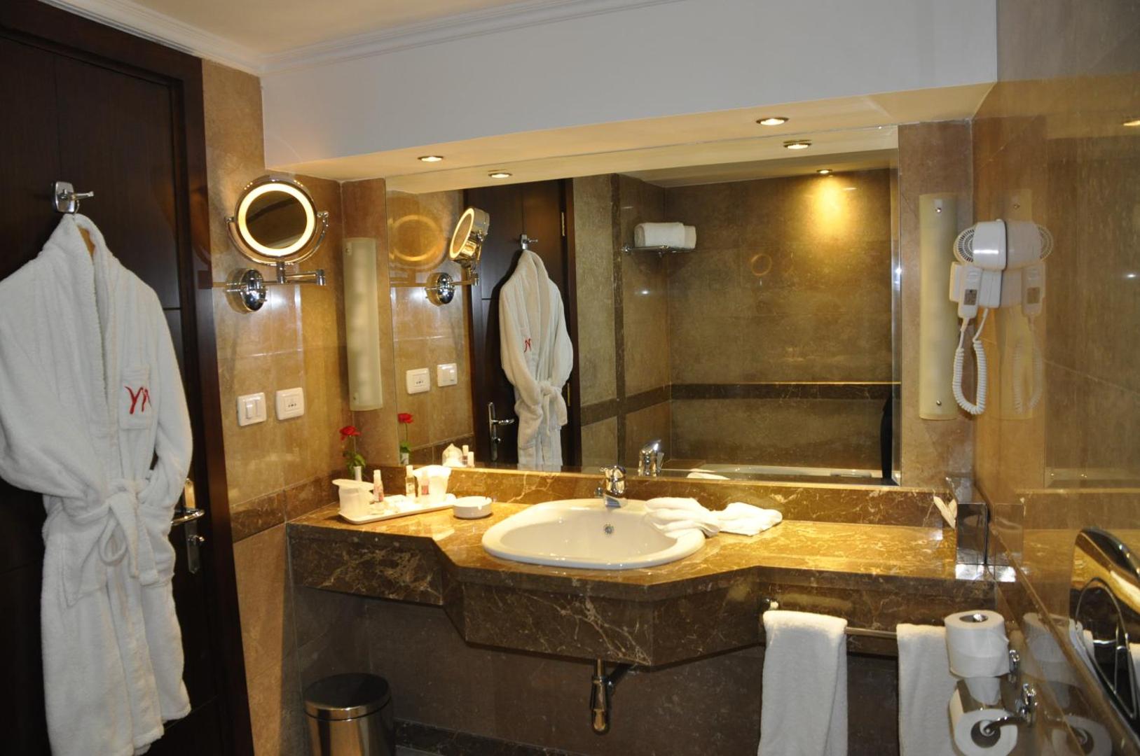 Aracan Eatabe Luxor Hotel Aracan Eatabe Luxor Hotel