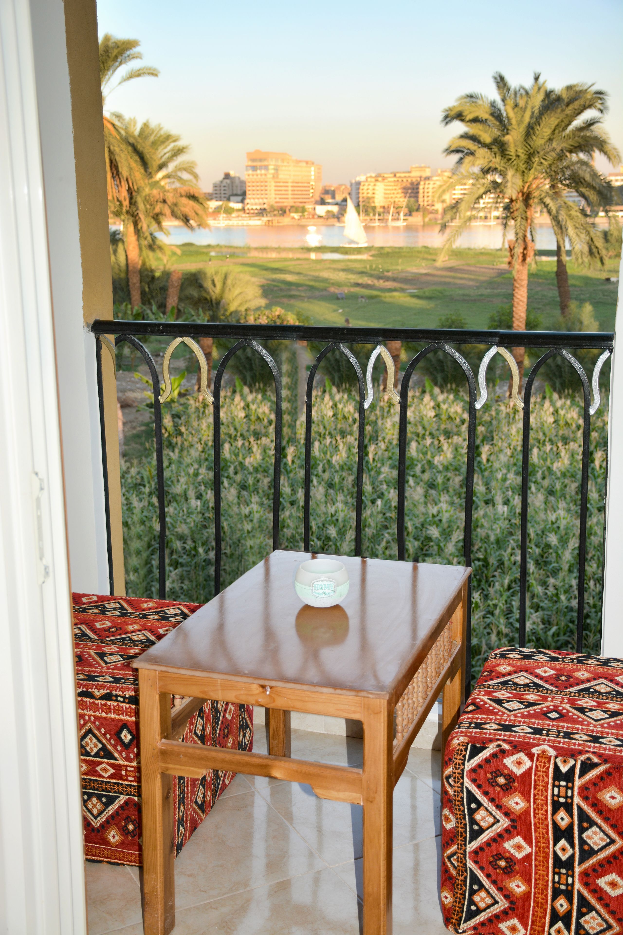 Jewel of the Valley Howard Carter House Jewel of the Valley Howard Carter House