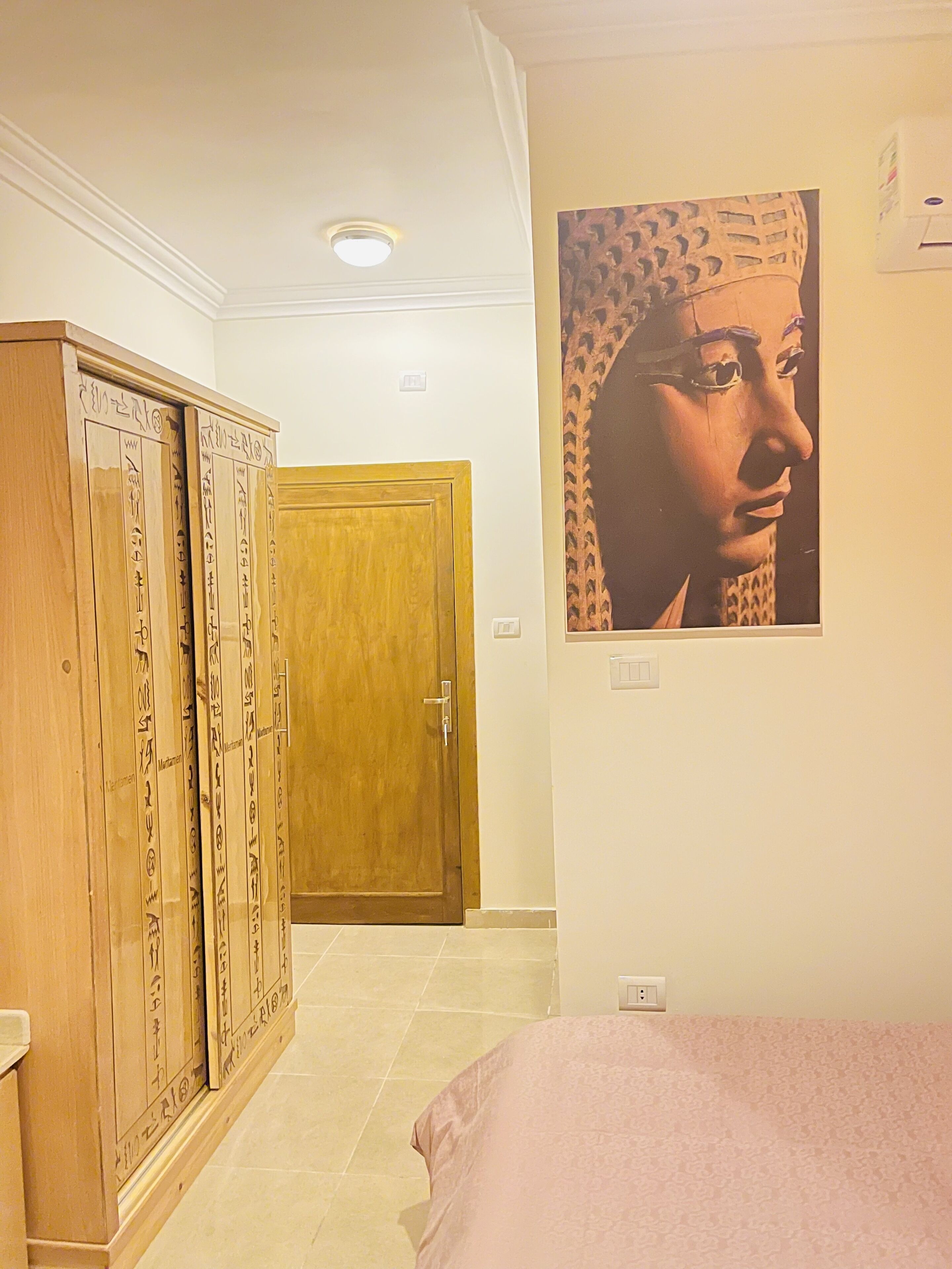 Jewel of the Valley Howard Carter House Jewel of the Valley Howard Carter House