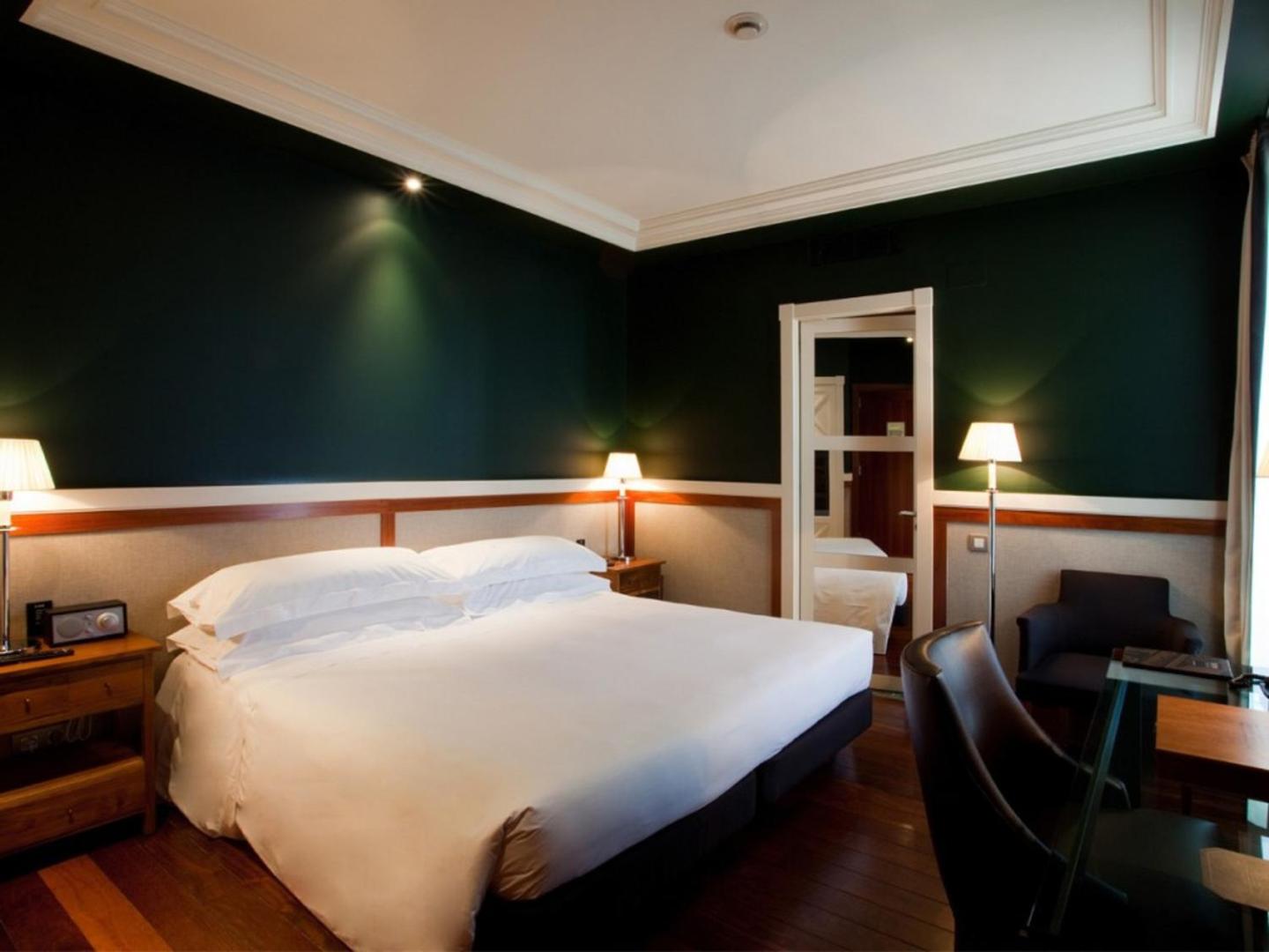 Hotel 1898 Hotel 1898