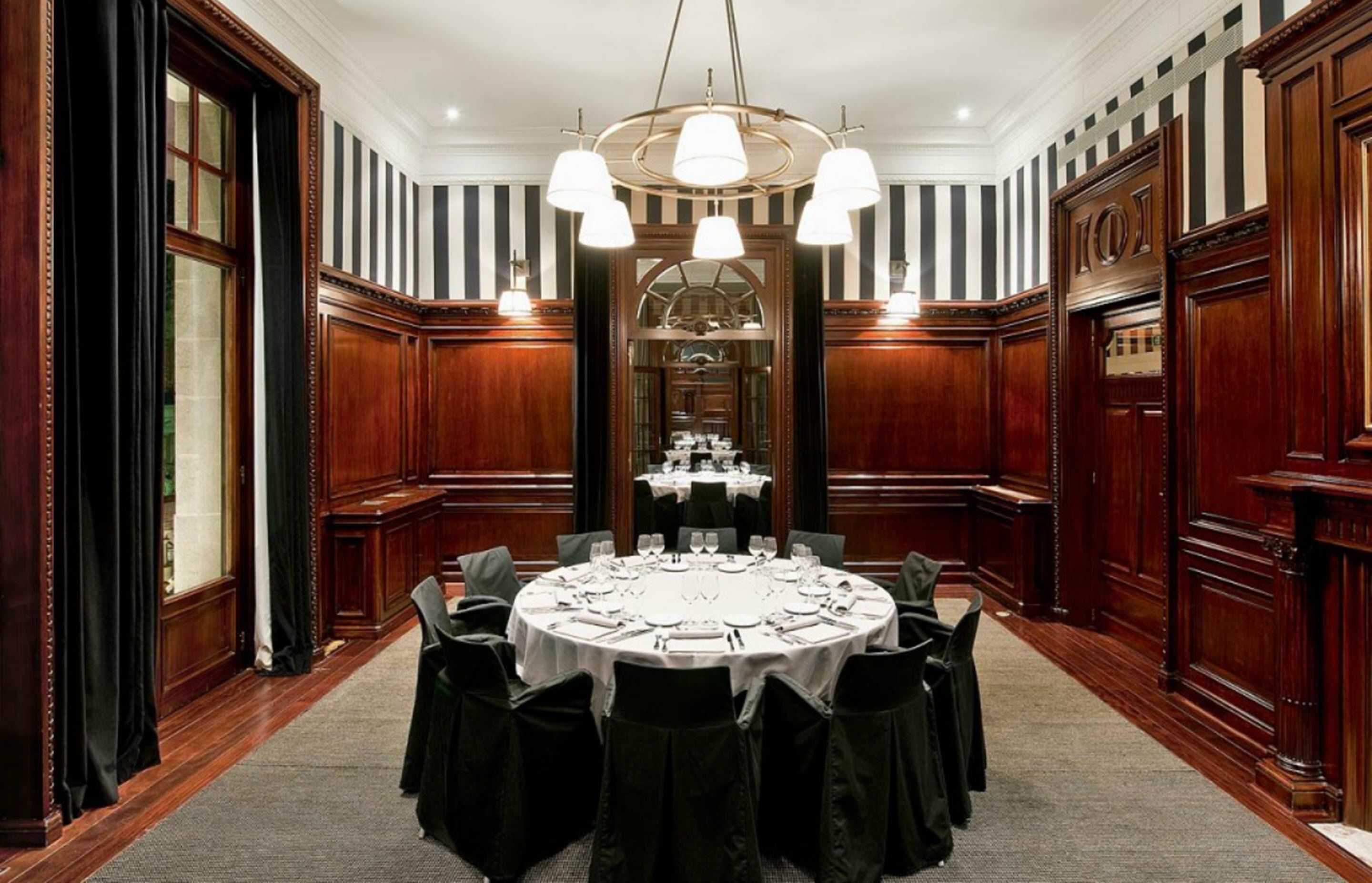 Hotel 1898 Hotel 1898