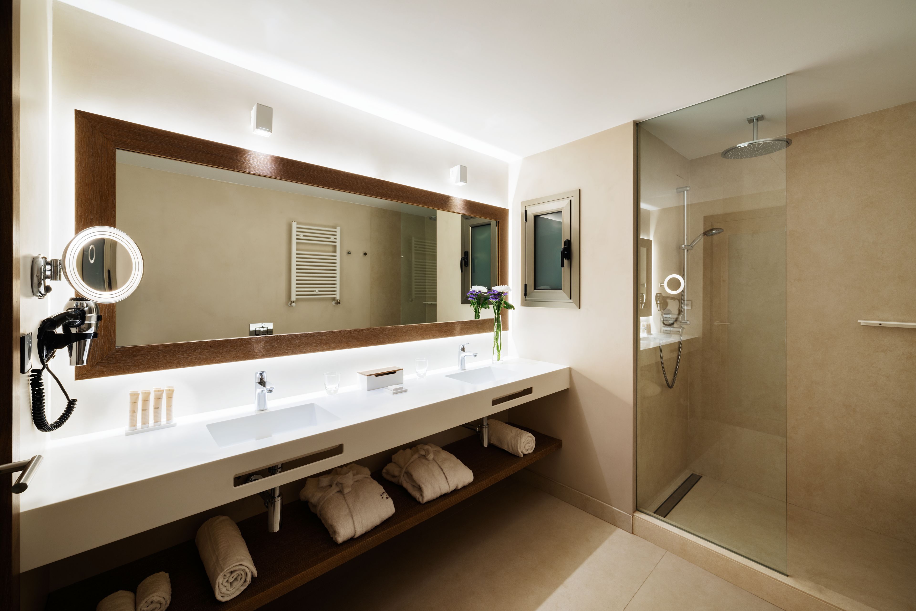 Lamaro Hotel Lamaro Hotel