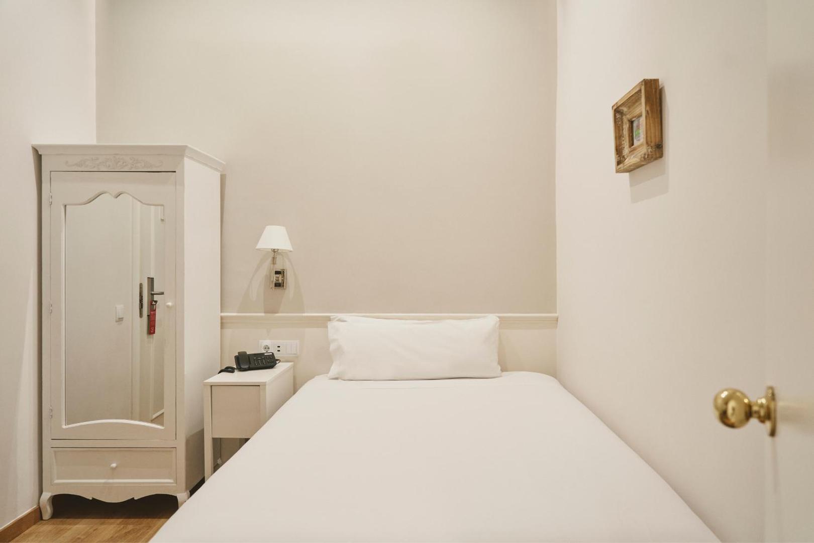Mesón Castilla Atiram Hotel Mesón Castilla Atiram Hotel