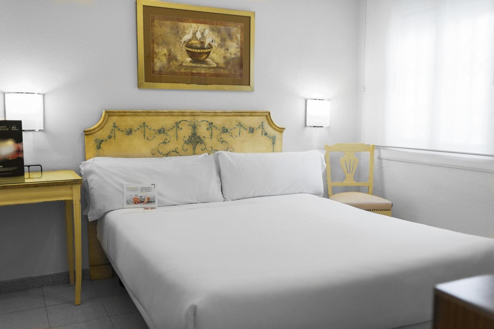 Mesón Castilla Atiram Hotel Mesón Castilla Atiram Hotel
