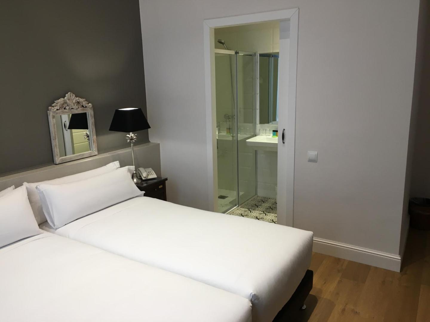 Mesón Castilla Atiram Hotel Mesón Castilla Atiram Hotel