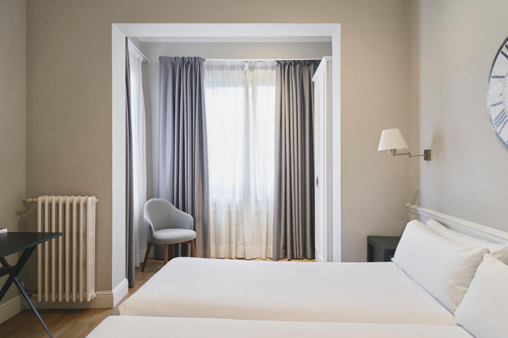 Mesón Castilla Atiram Hotel Mesón Castilla Atiram Hotel