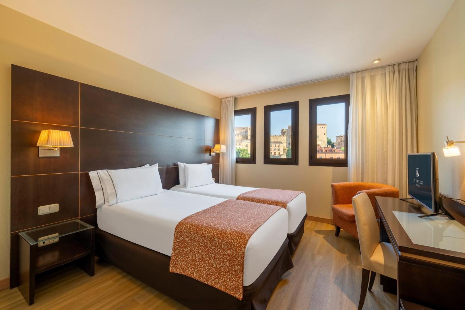 Eurostars Plaza Acueducto Eurostars Plaza Acueducto