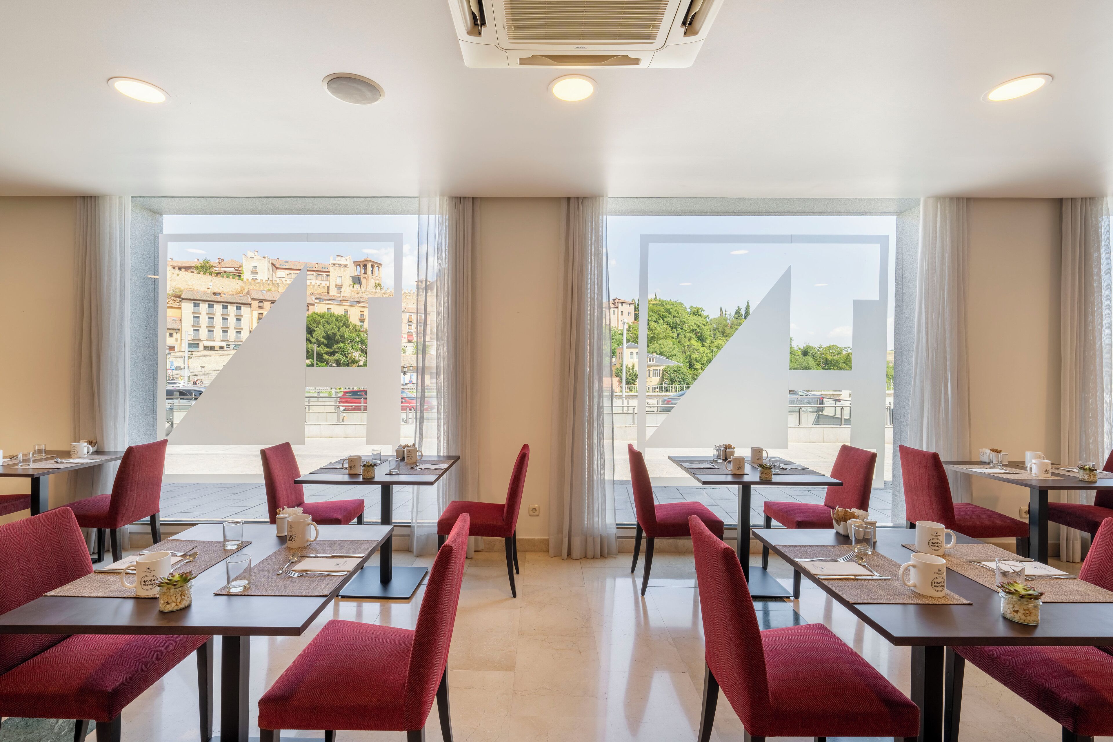 Eurostars Plaza Acueducto Eurostars Plaza Acueducto