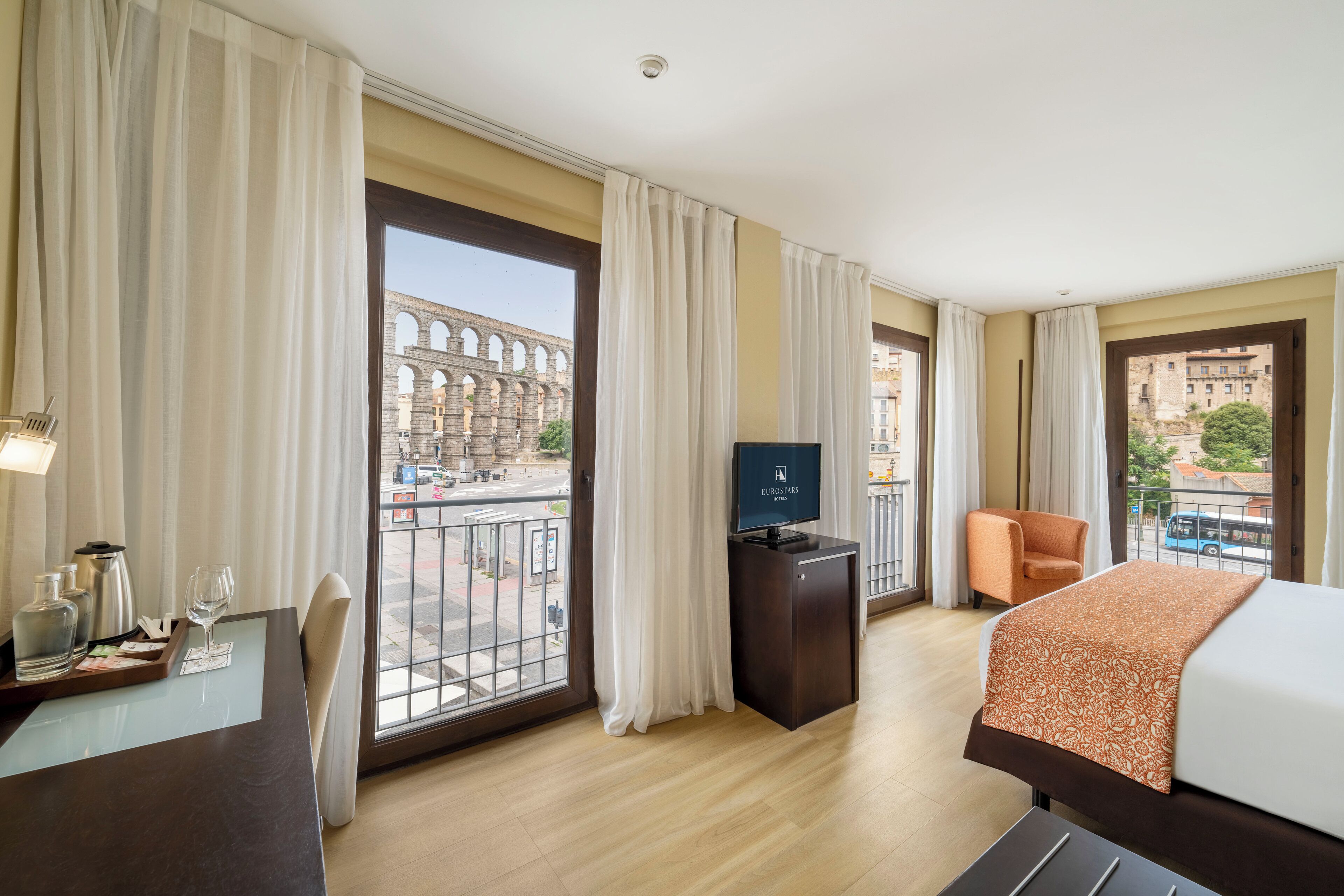 Eurostars Plaza Acueducto Eurostars Plaza Acueducto