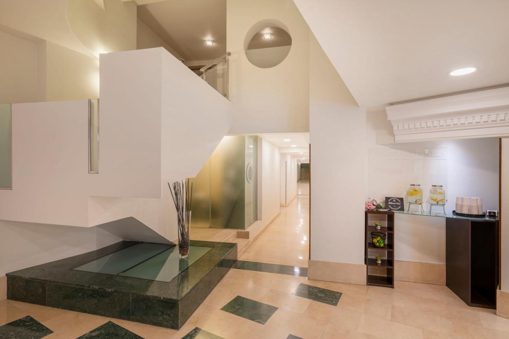 Eurostars Plaza Acueducto Eurostars Plaza Acueducto