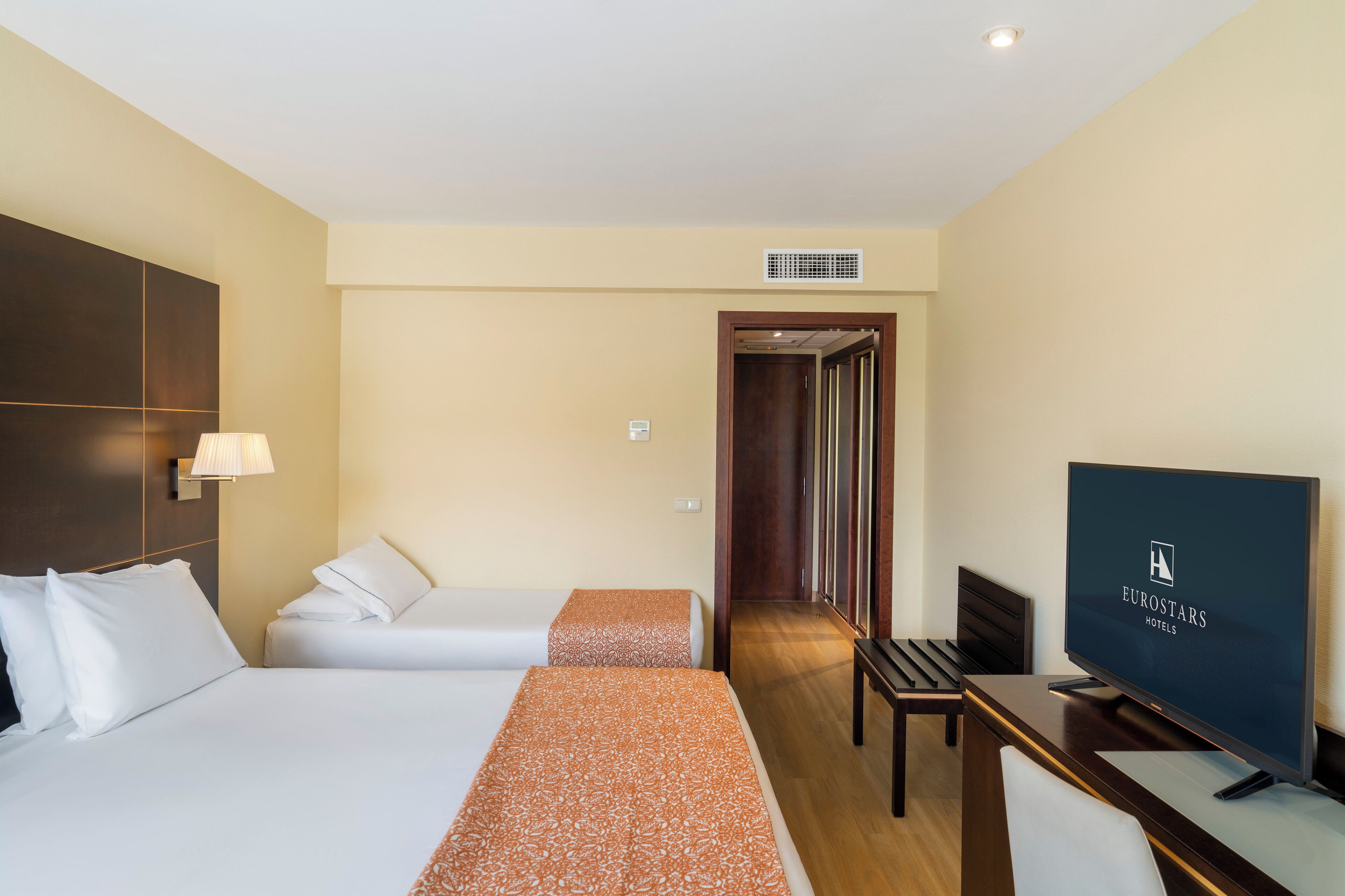 Eurostars Plaza Acueducto Eurostars Plaza Acueducto