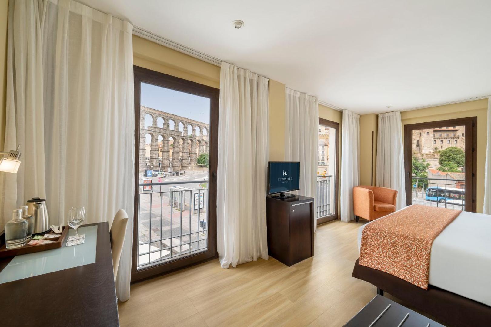 Eurostars Plaza Acueducto Eurostars Plaza Acueducto