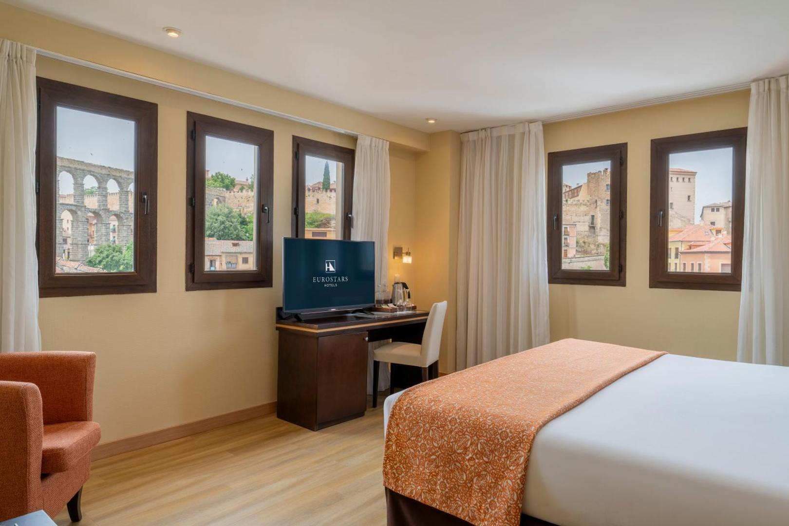 Eurostars Plaza Acueducto Eurostars Plaza Acueducto