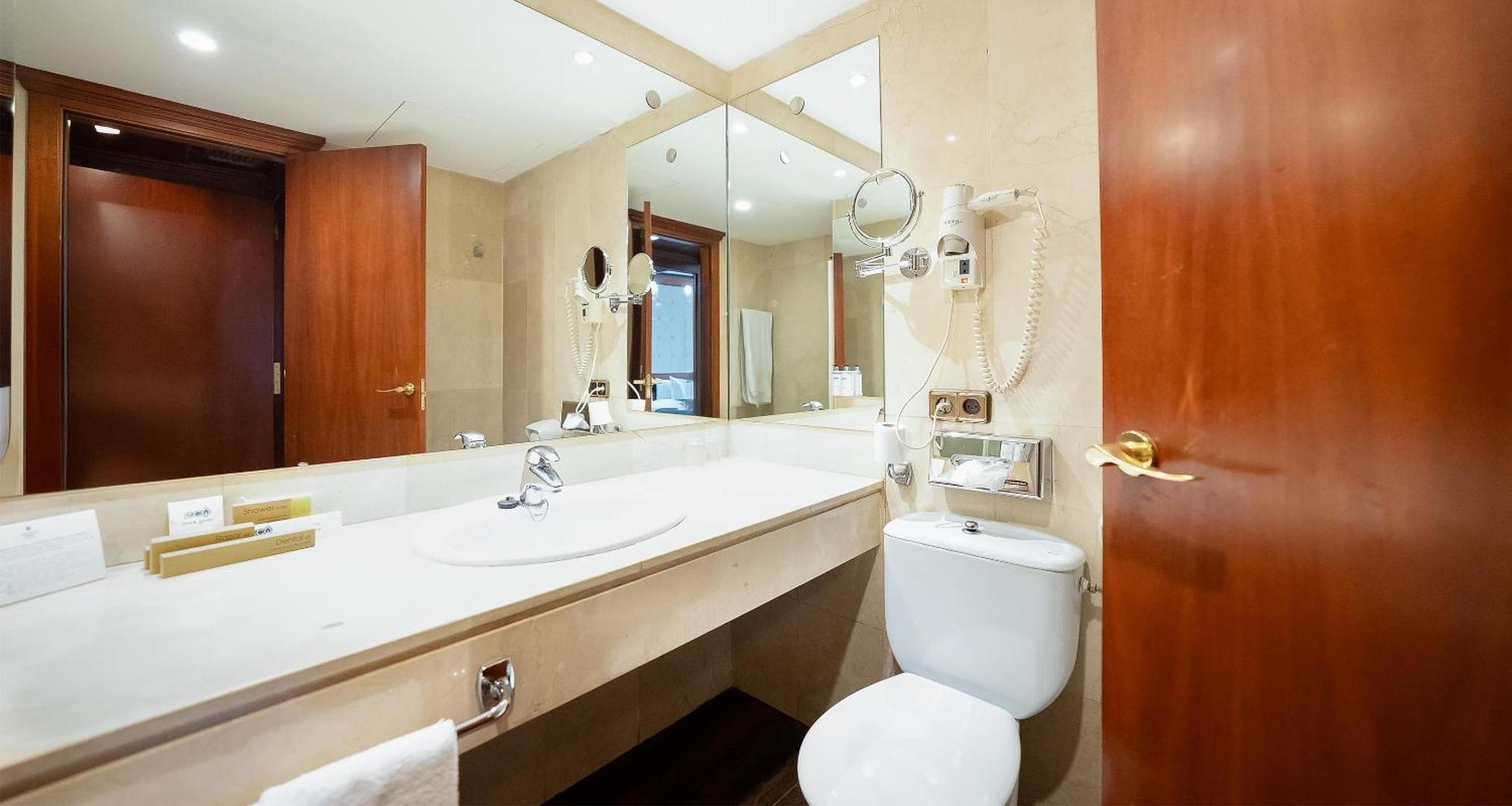 Best Western Premier CMC Girona Best Western Premier CMC Girona