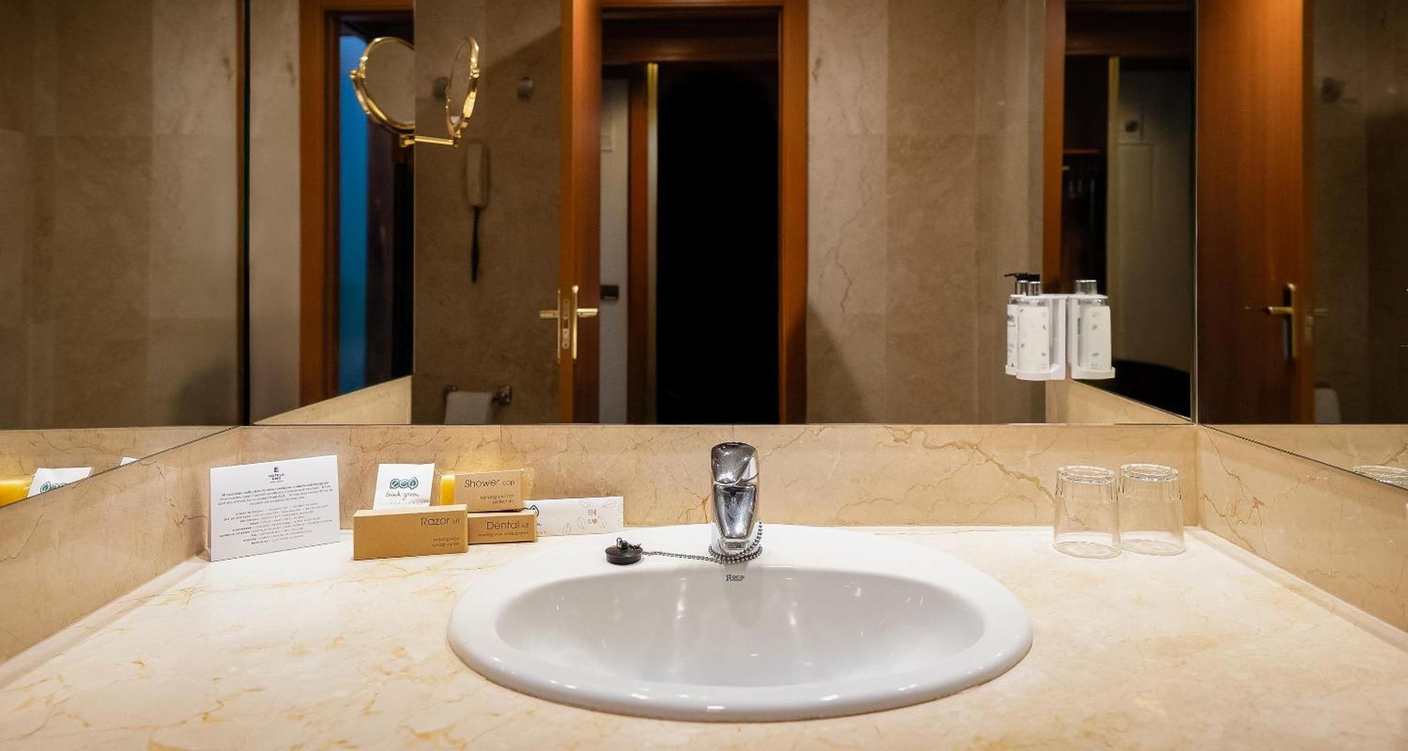 Best Western Premier CMC Girona Best Western Premier CMC Girona