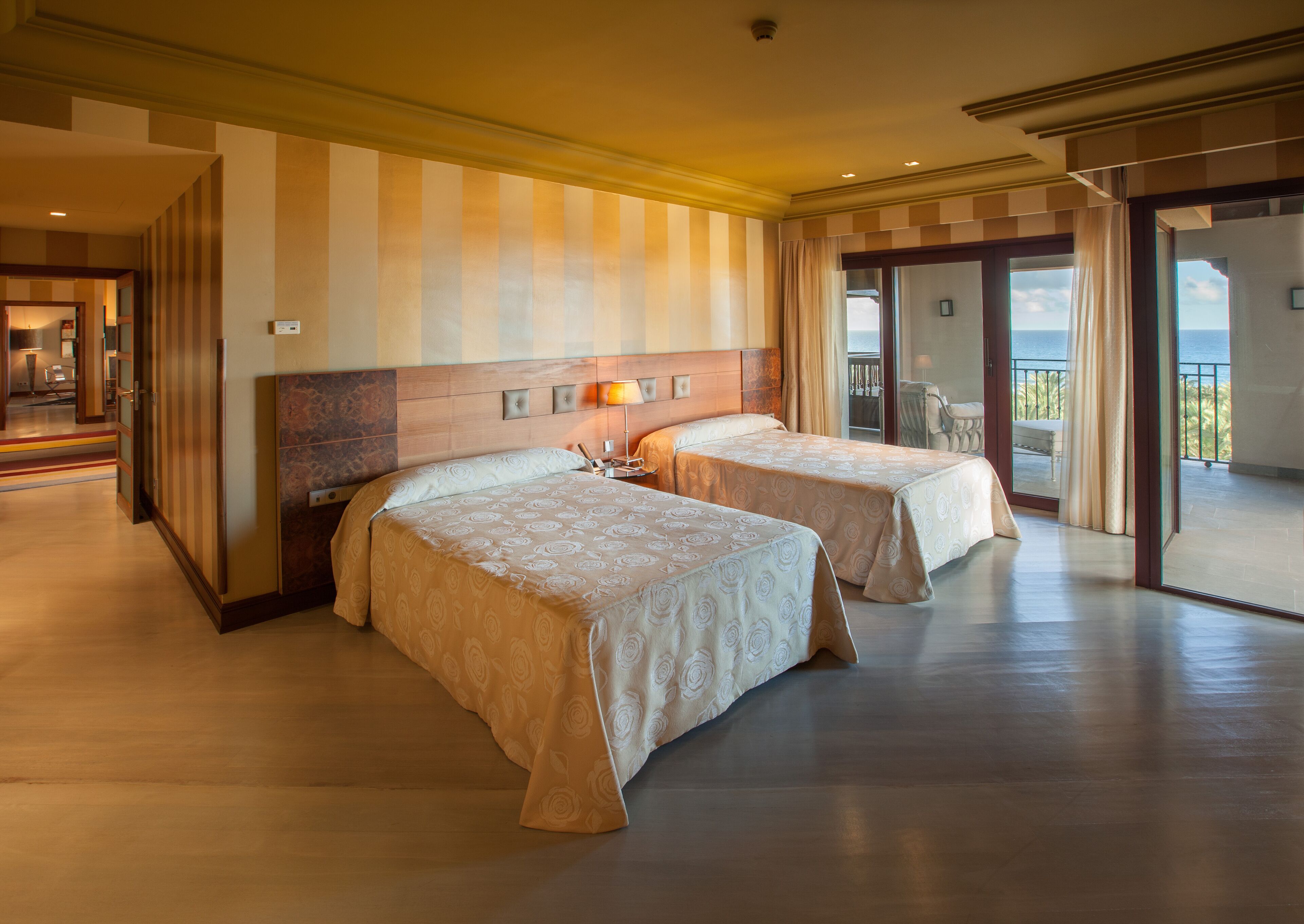 Unique Club at Lopesan Costa Meloneras Resort & Spa