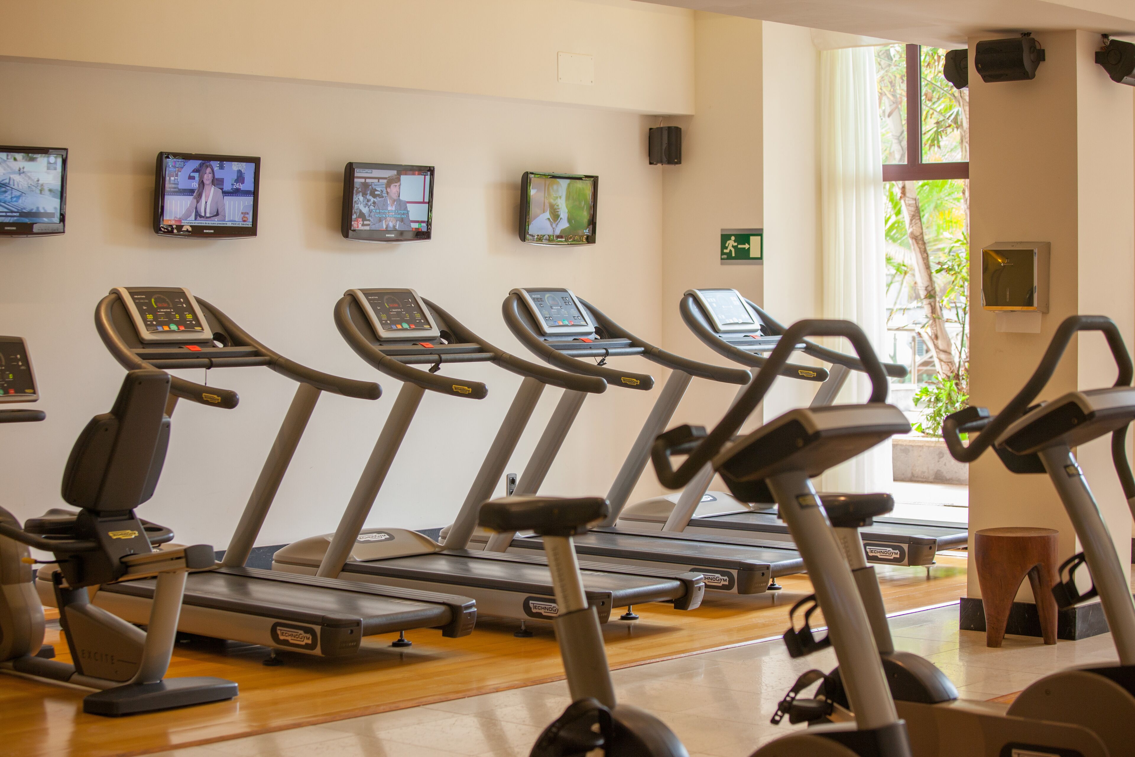 Unique Club at Lopesan Costa Meloneras Resort & Spa