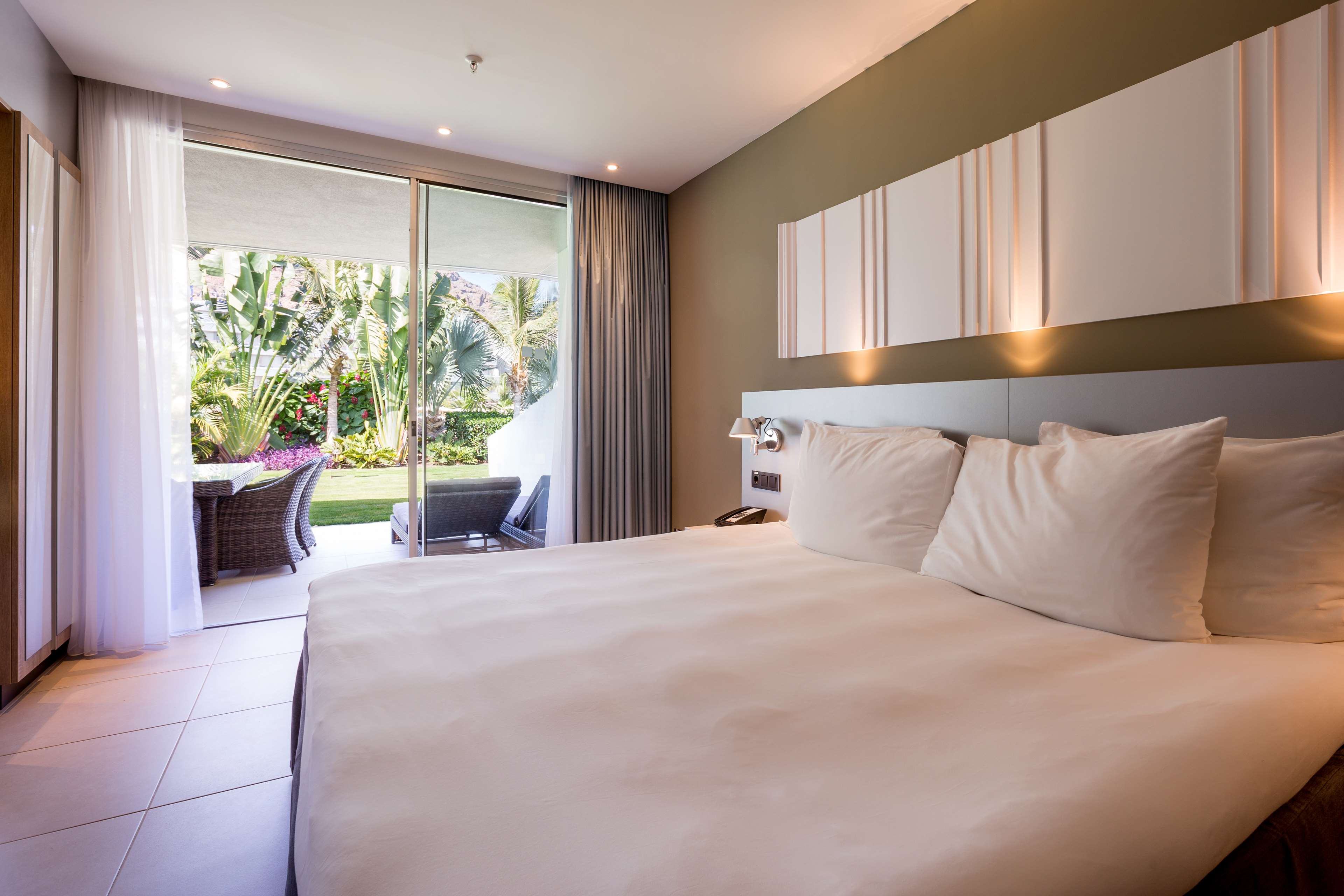Radisson Blu Resort & Spa, Gran Canaria Mogan Radisson Blu Resort & Spa, Gran Canaria Mogan