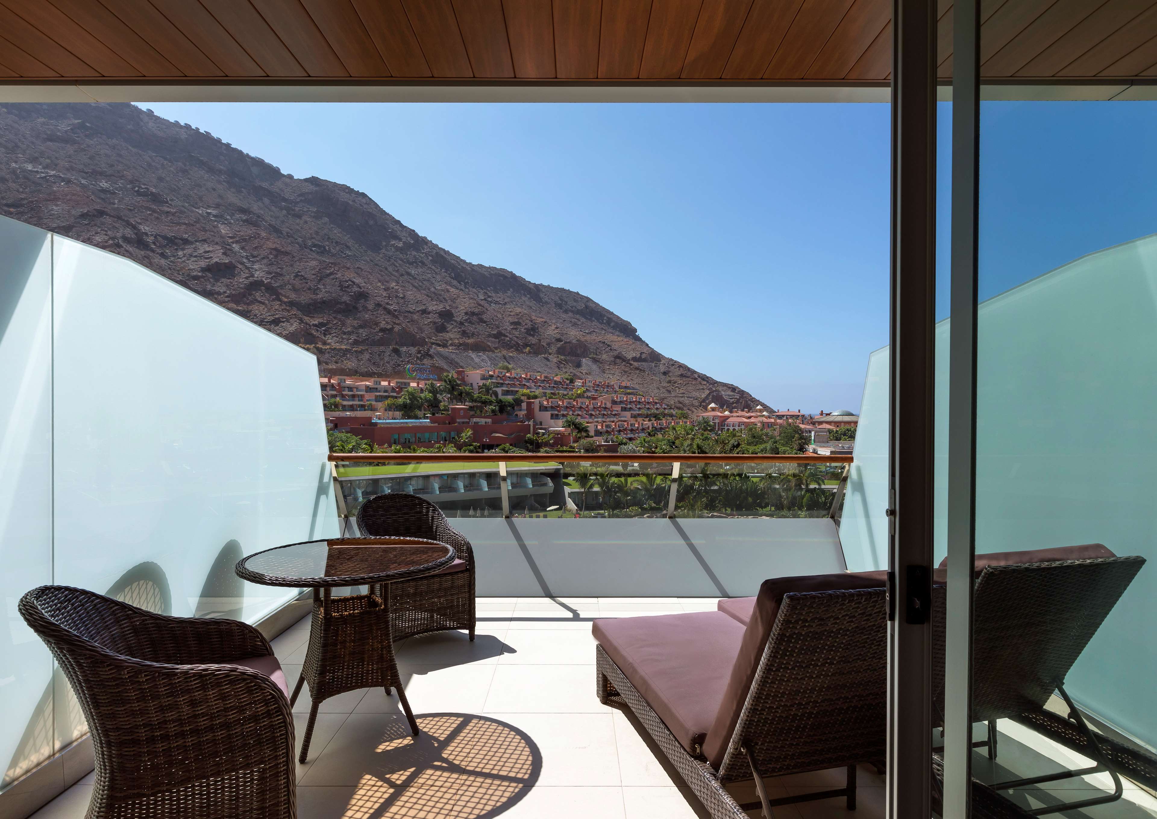 Radisson Blu Resort & Spa, Gran Canaria Mogan Radisson Blu Resort & Spa, Gran Canaria Mogan