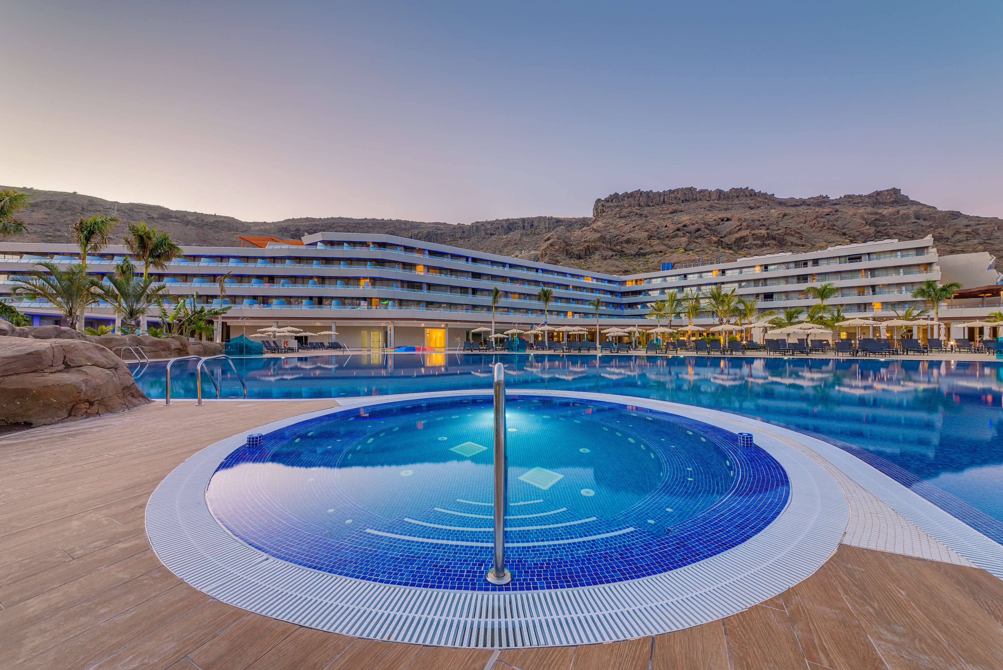 Radisson Blu Resort & Spa, Gran Canaria Mogan Radisson Blu Resort & Spa, Gran Canaria Mogan