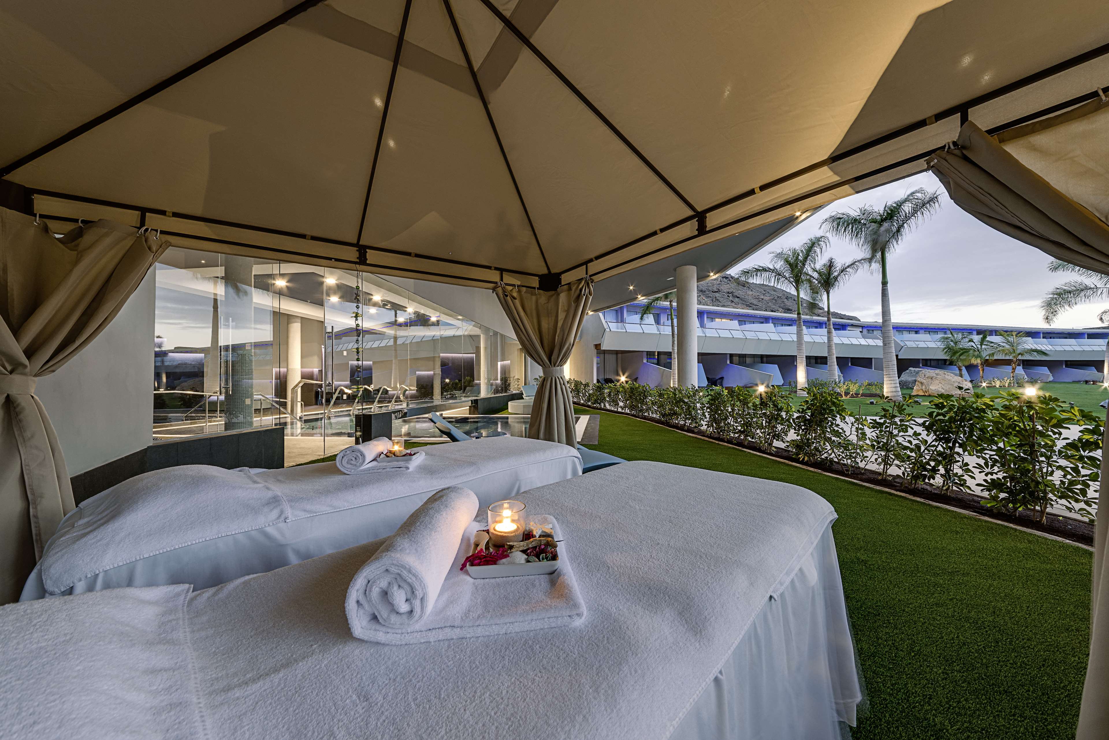 Radisson Blu Resort & Spa, Gran Canaria Mogan Radisson Blu Resort & Spa, Gran Canaria Mogan