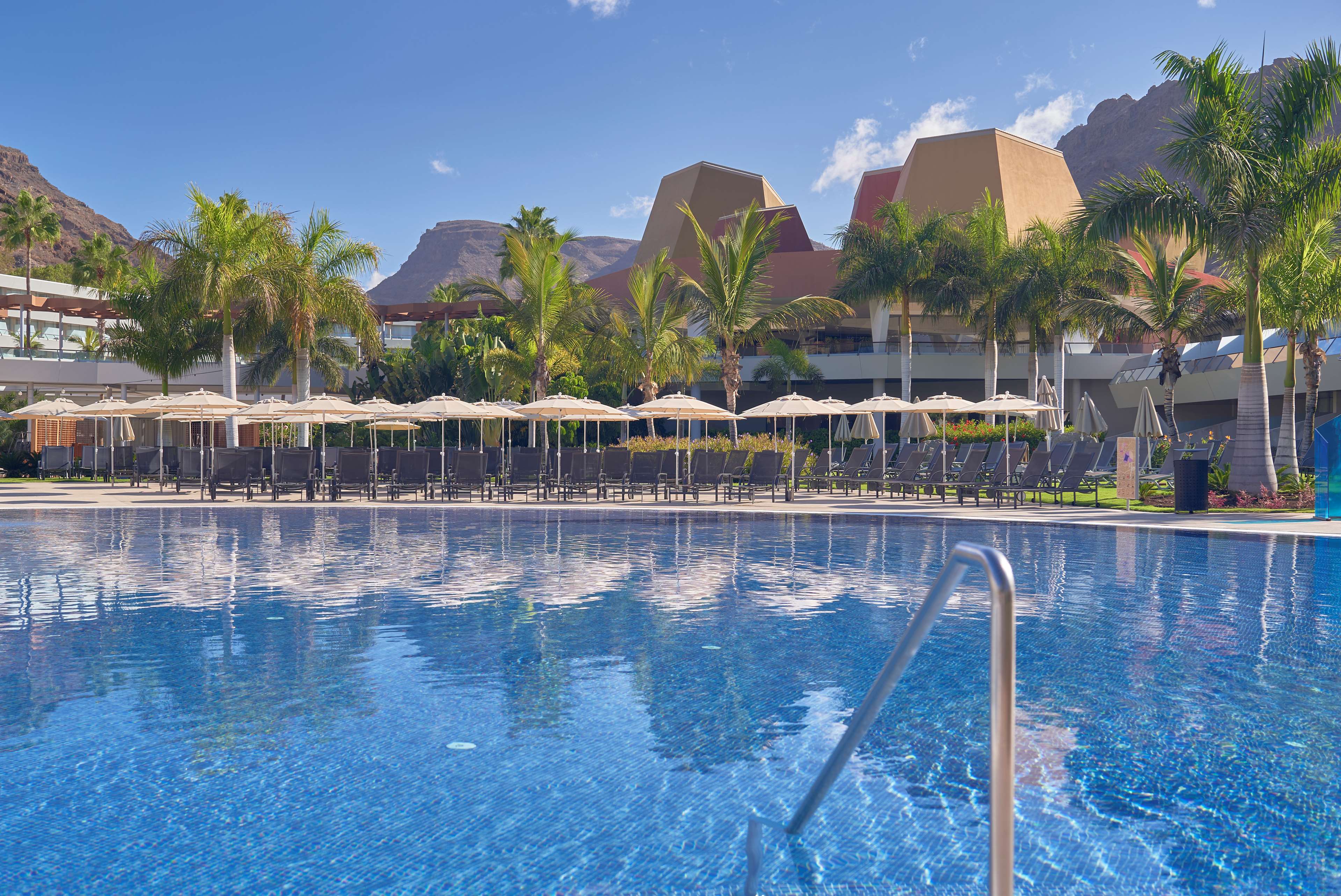 Radisson Blu Resort & Spa, Gran Canaria Mogan Radisson Blu Resort & Spa, Gran Canaria Mogan