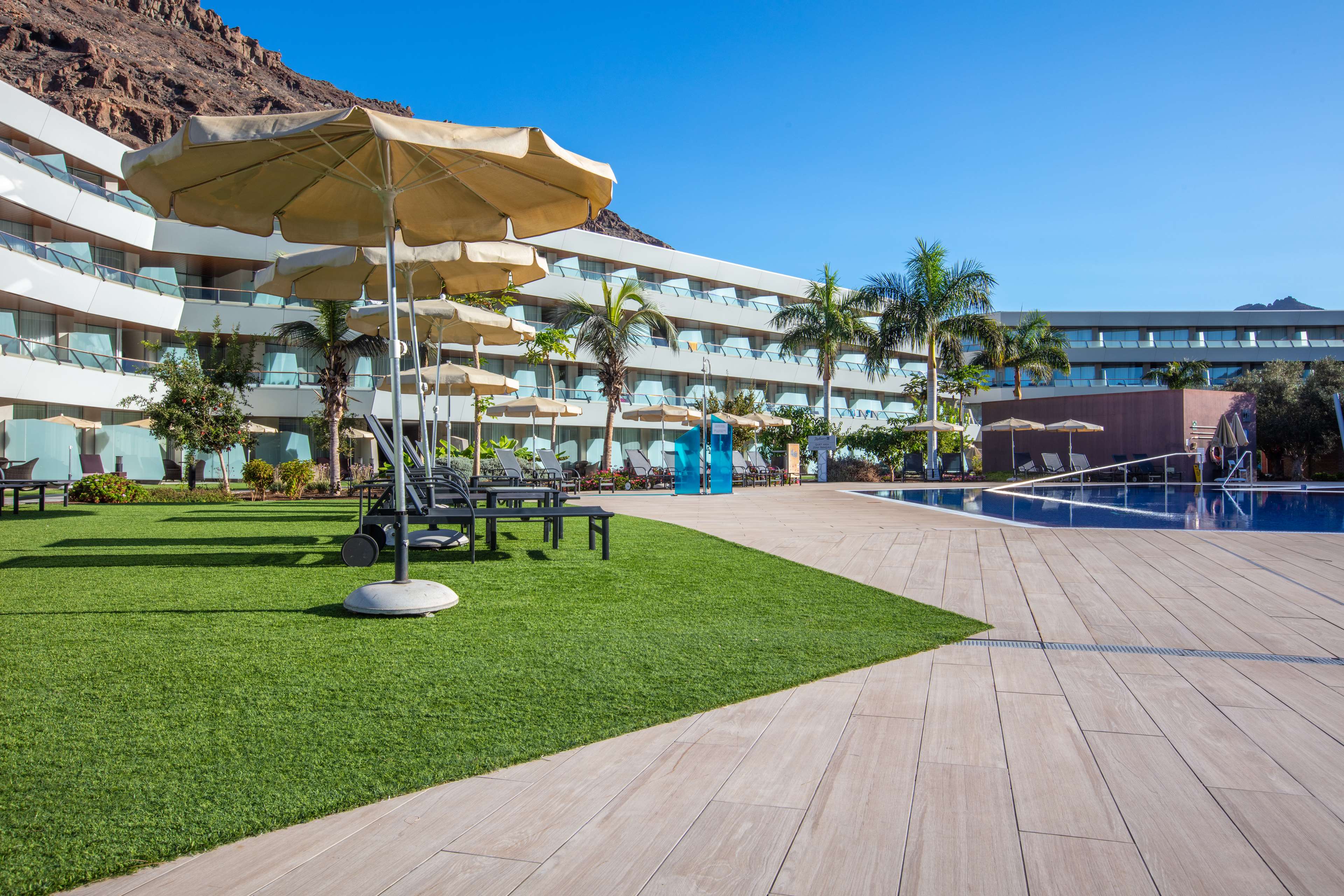 Radisson Blu Resort & Spa, Gran Canaria Mogan Radisson Blu Resort & Spa, Gran Canaria Mogan