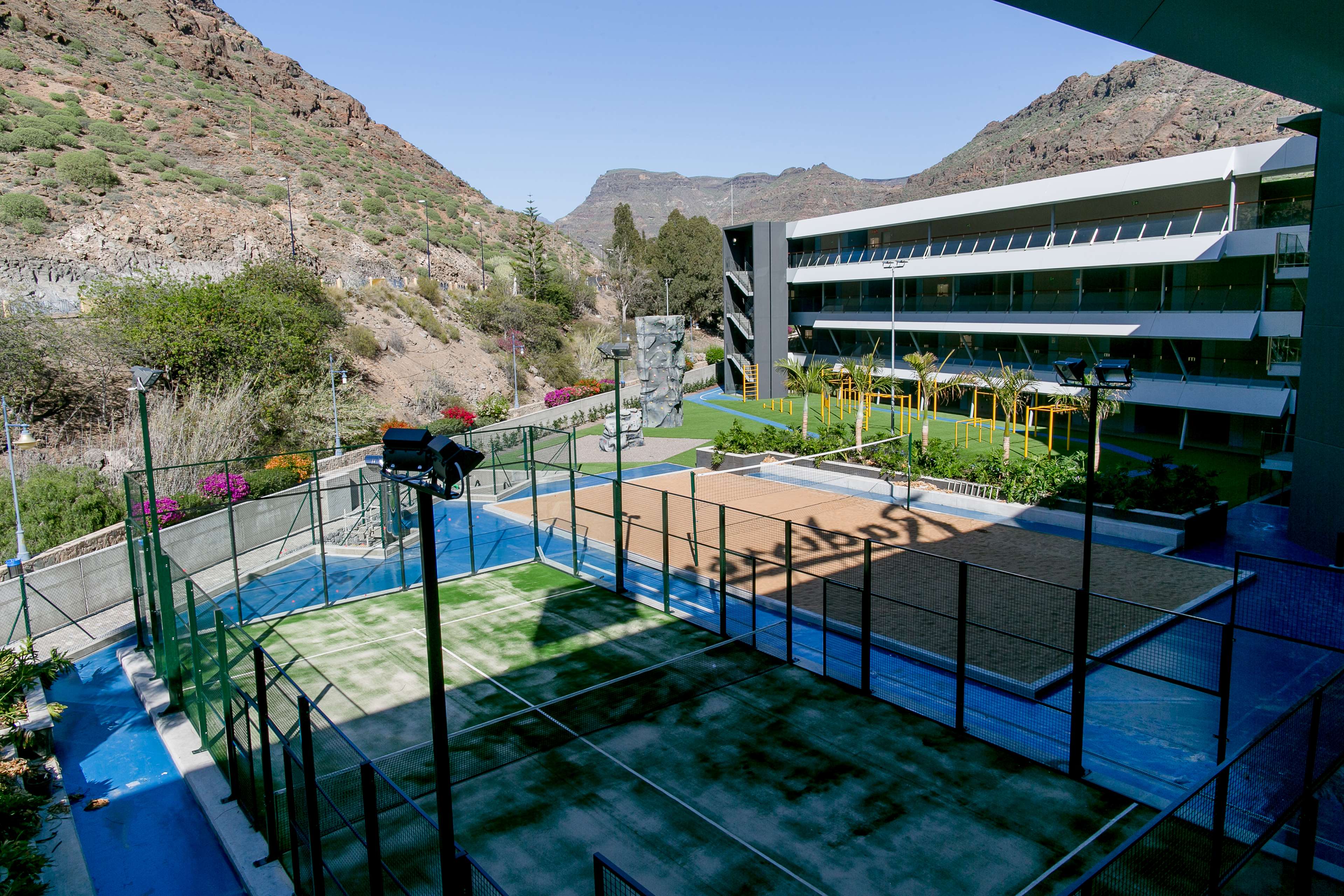 Radisson Blu Resort & Spa, Gran Canaria Mogan Radisson Blu Resort & Spa, Gran Canaria Mogan