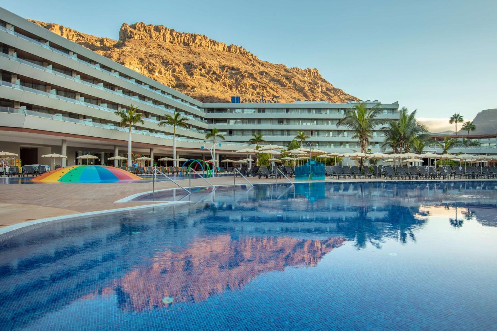 Radisson Blu Resort & Spa, Gran Canaria Mogan Radisson Blu Resort & Spa, Gran Canaria Mogan
