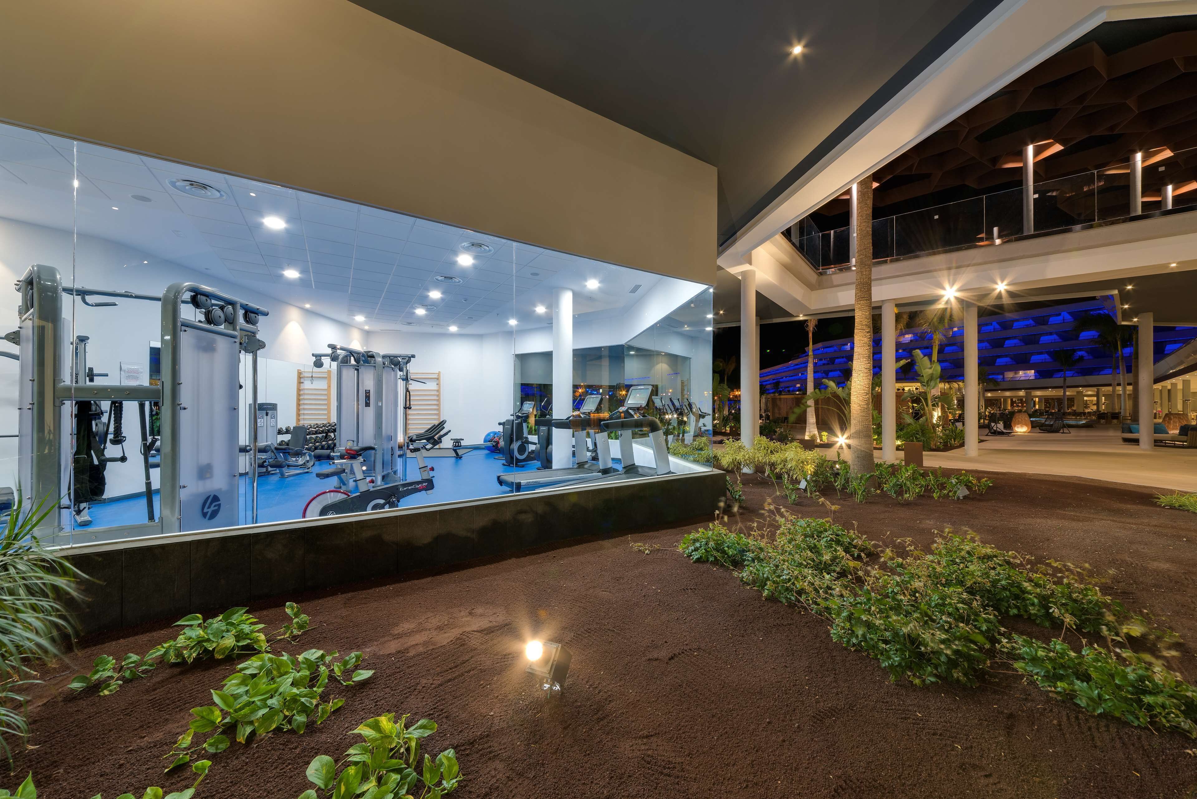 Radisson Blu Resort & Spa, Gran Canaria Mogan Radisson Blu Resort & Spa, Gran Canaria Mogan