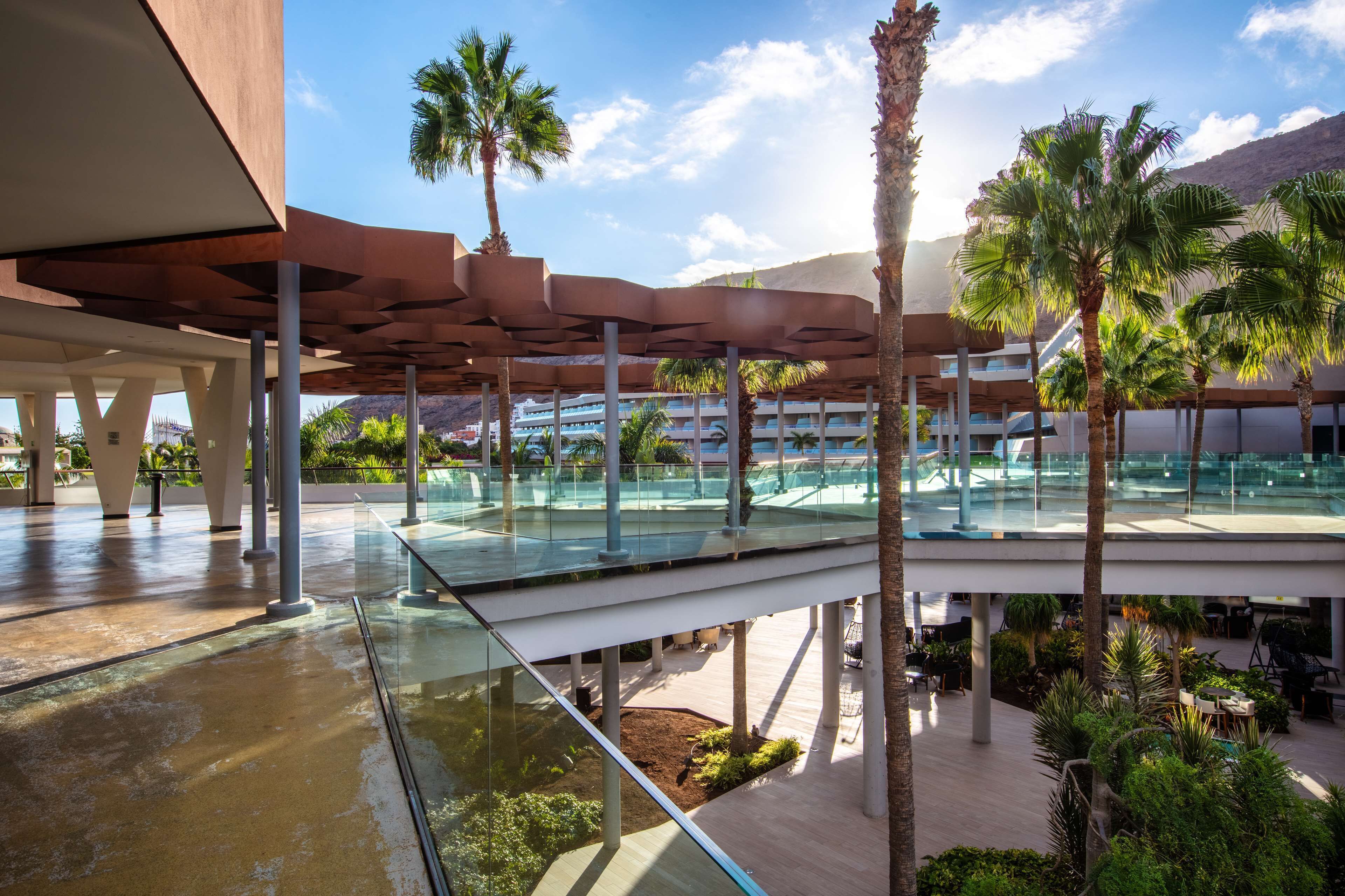 Radisson Blu Resort & Spa, Gran Canaria Mogan Radisson Blu Resort & Spa, Gran Canaria Mogan