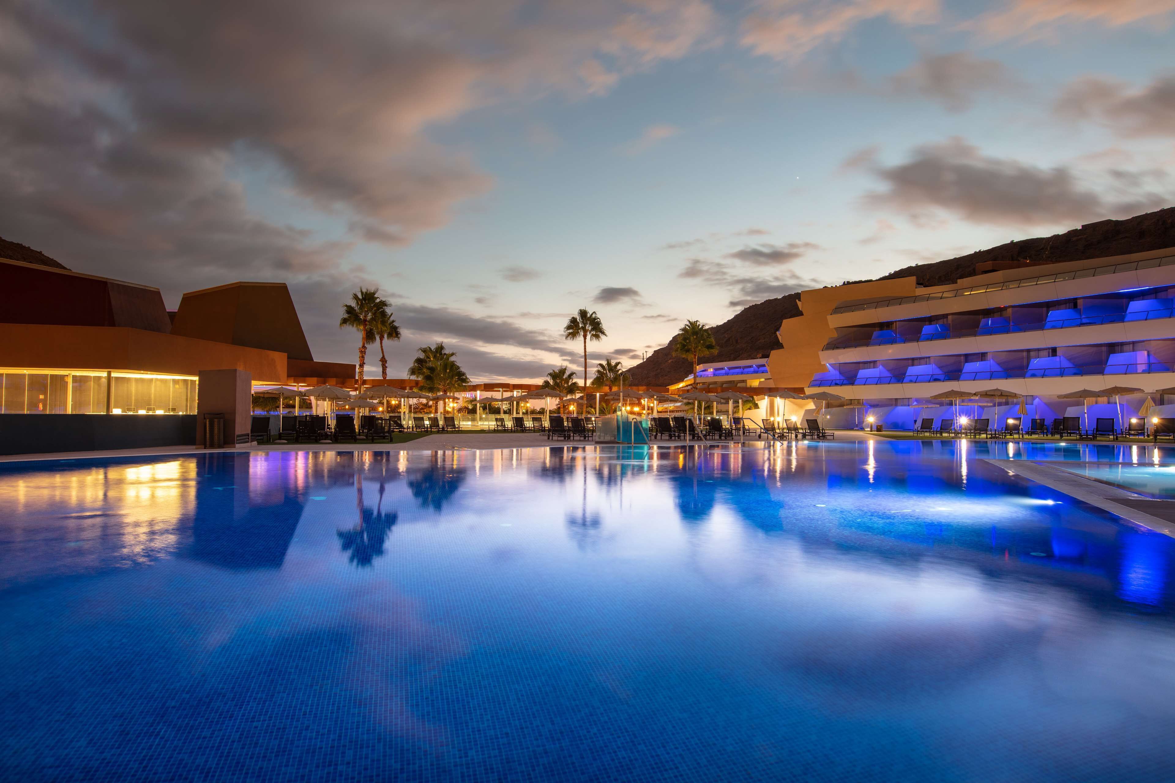 Radisson Blu Resort & Spa, Gran Canaria Mogan Radisson Blu Resort & Spa, Gran Canaria Mogan