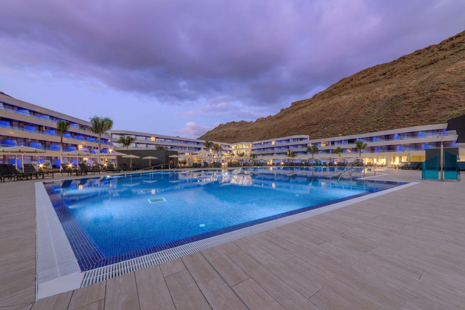 Radisson Blu Resort & Spa, Gran Canaria Mogan Radisson Blu Resort & Spa, Gran Canaria Mogan
