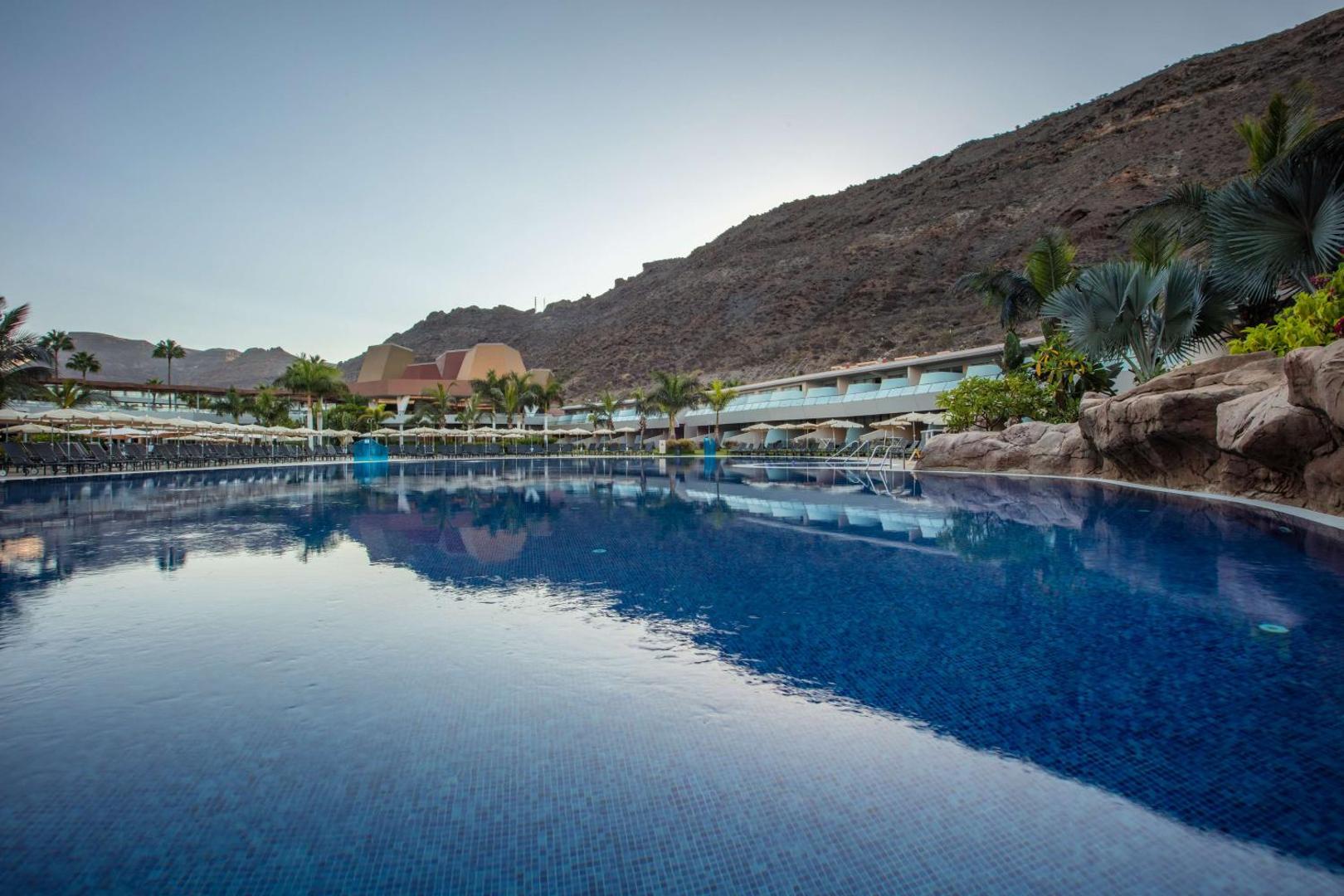 Radisson Blu Resort & Spa, Gran Canaria Mogan Radisson Blu Resort & Spa, Gran Canaria Mogan