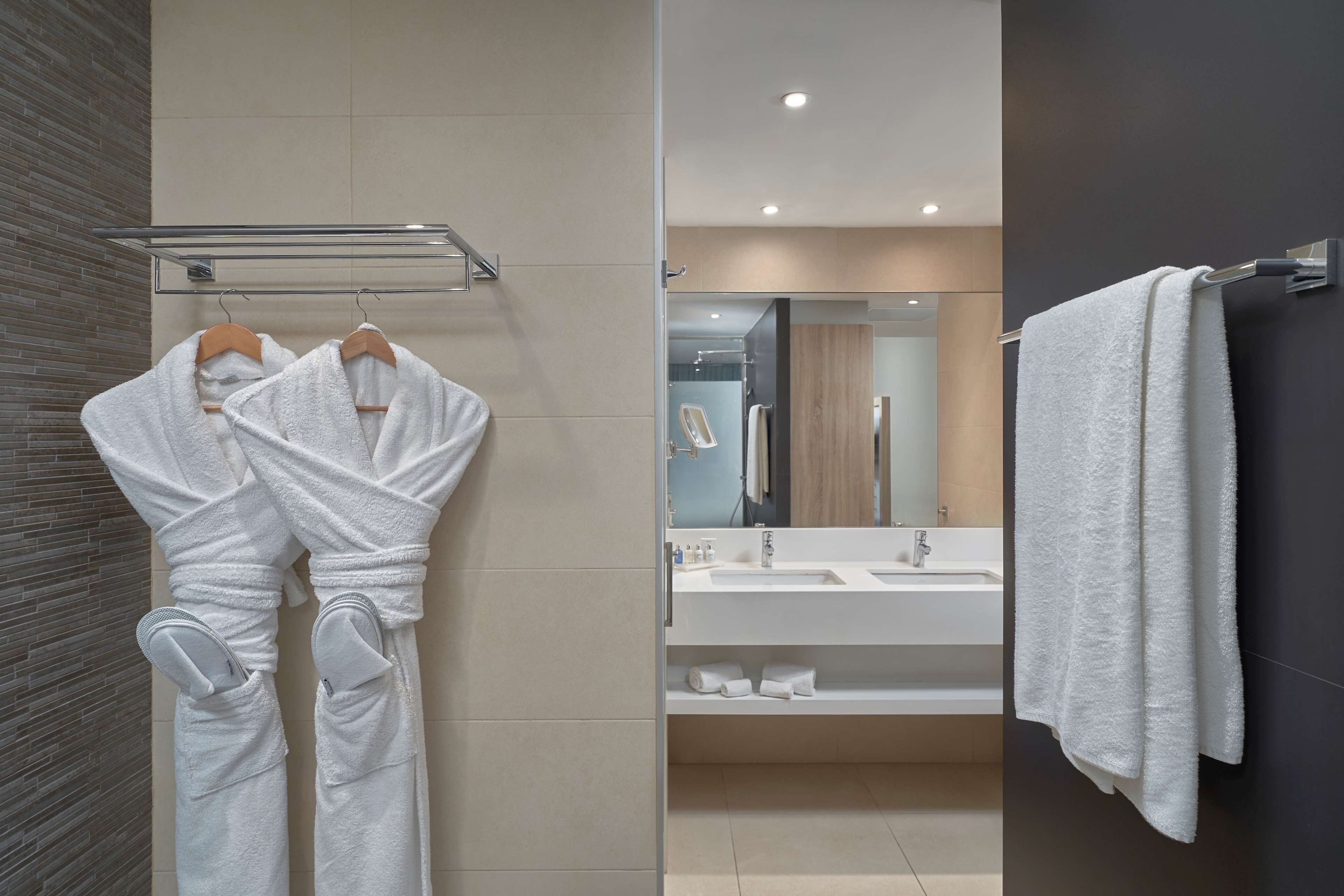 Radisson Blu Resort & Spa, Gran Canaria Mogan Radisson Blu Resort & Spa, Gran Canaria Mogan