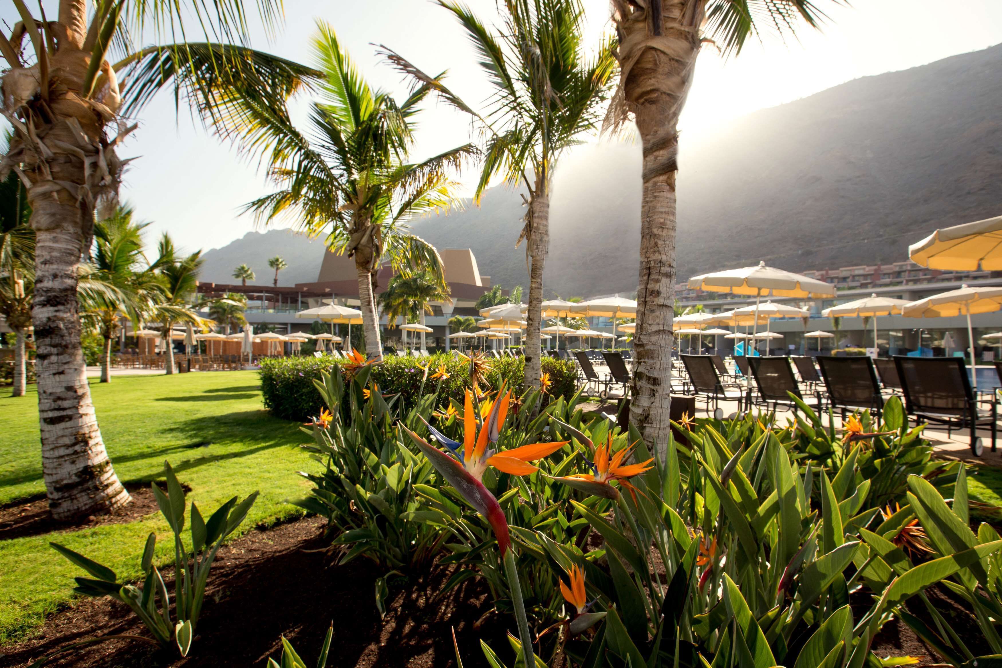 Radisson Blu Resort & Spa, Gran Canaria Mogan Radisson Blu Resort & Spa, Gran Canaria Mogan