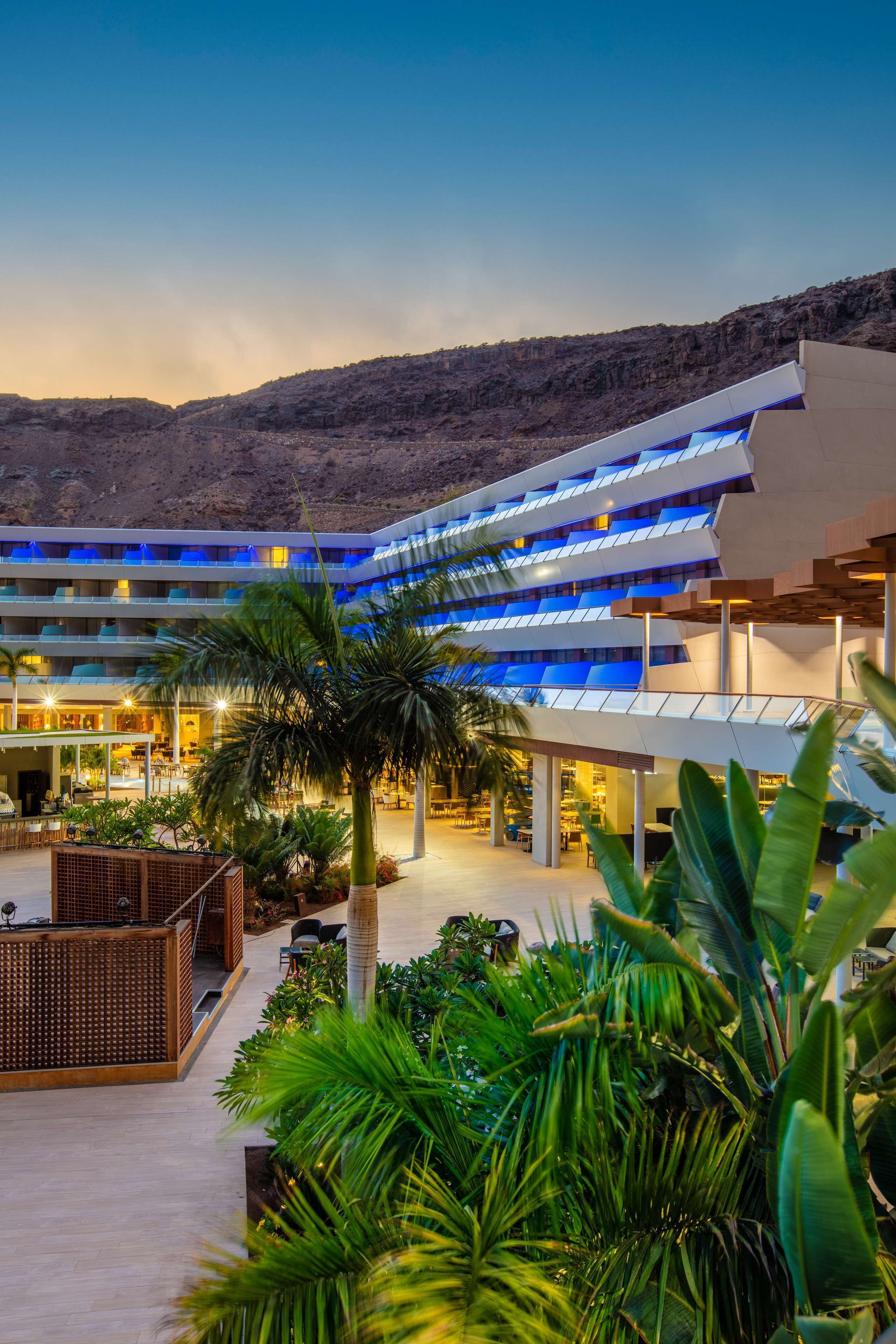 Radisson Blu Resort & Spa, Gran Canaria Mogan Radisson Blu Resort & Spa, Gran Canaria Mogan