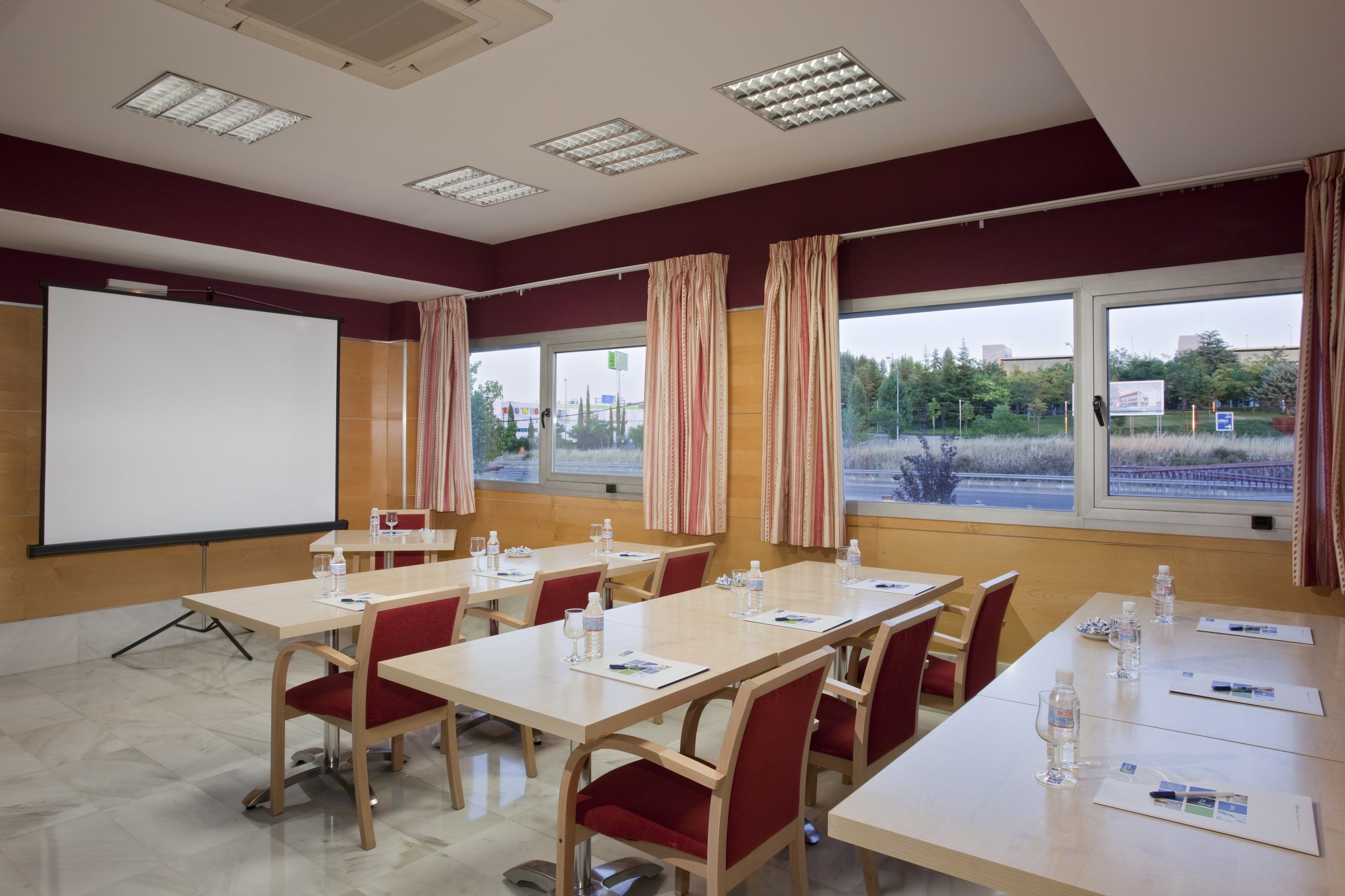 Holiday Inn Express Madrid - Alcobendas Holiday Inn Express Madrid - Alcobendas