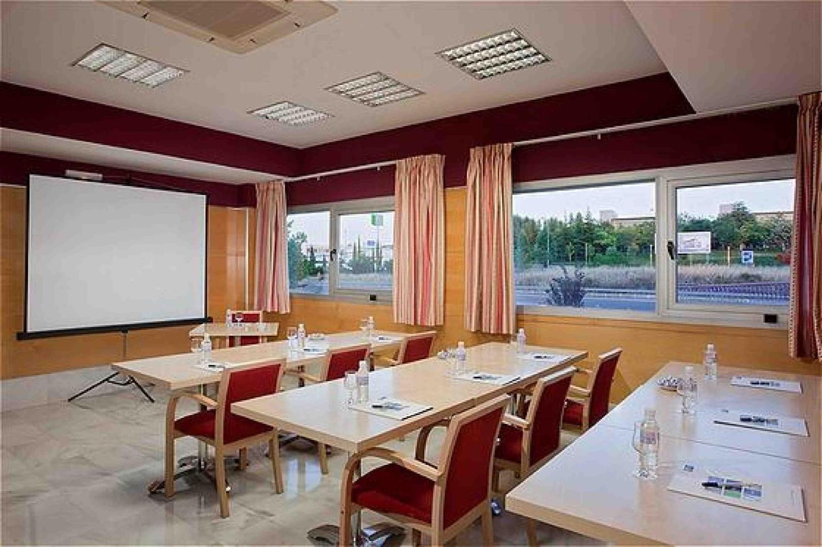 Holiday Inn Express Madrid - Alcobendas Holiday Inn Express Madrid - Alcobendas