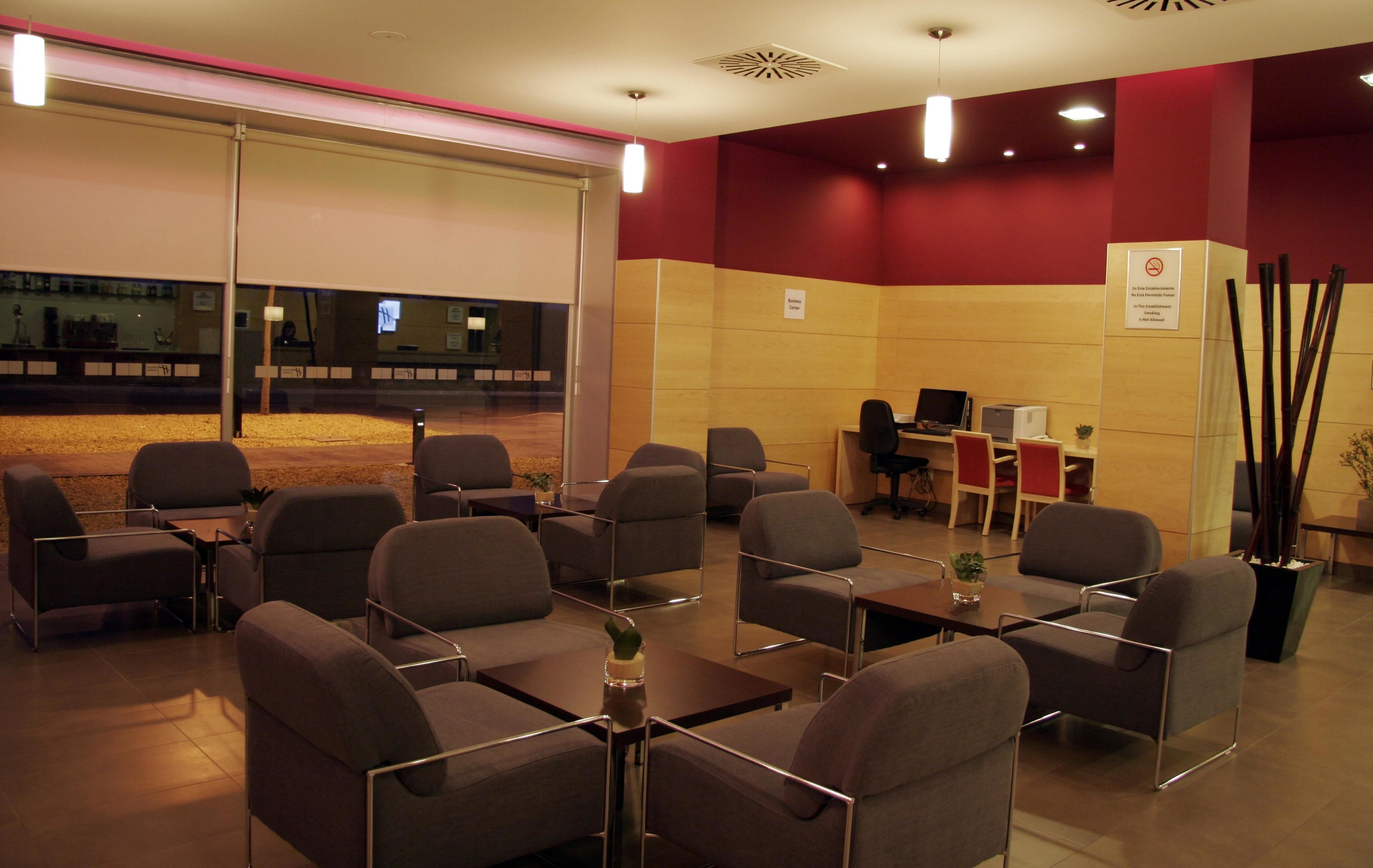 Holiday Inn Express Madrid-Getafe Holiday Inn Express Madrid-Getafe