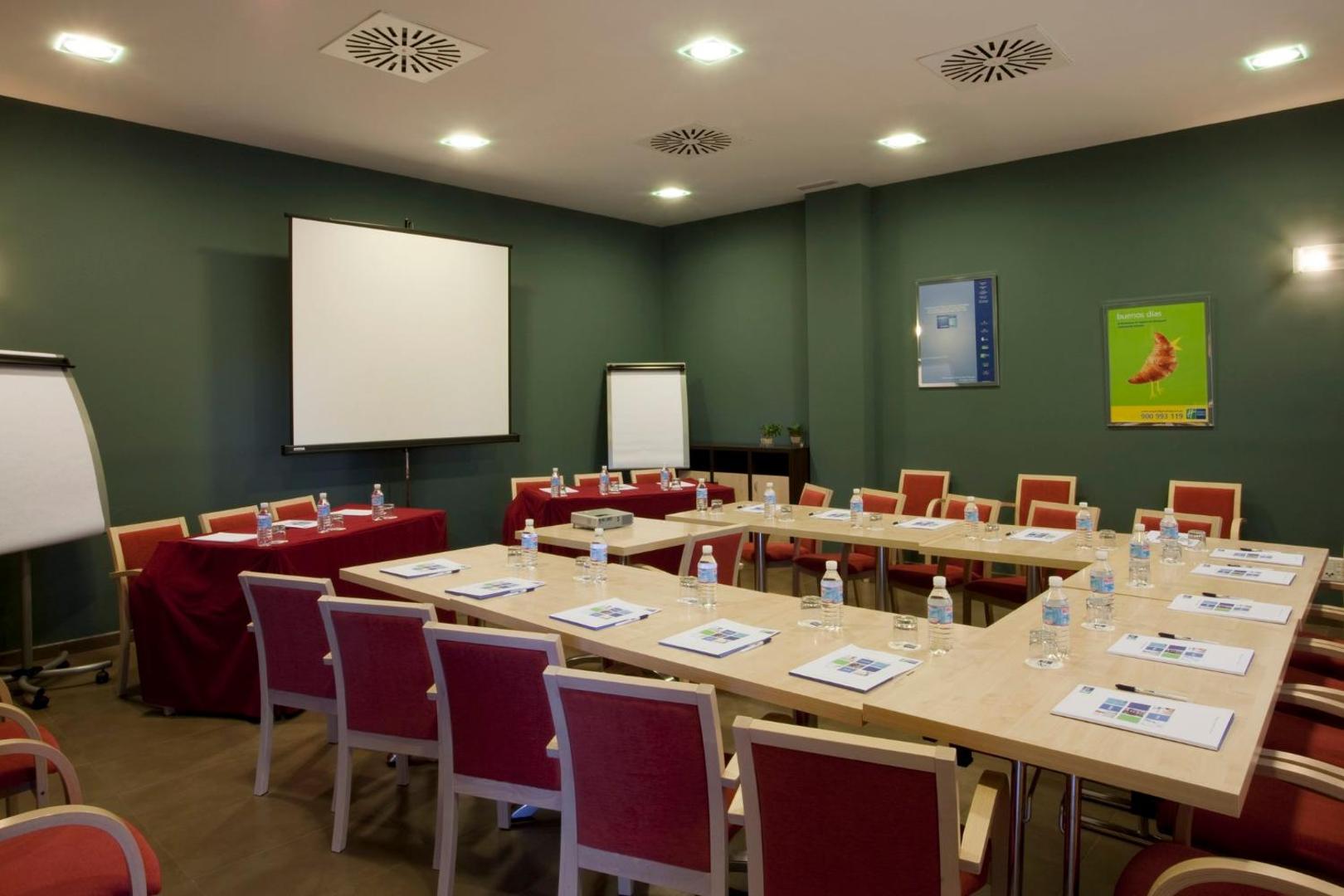 Holiday Inn Express Madrid-Getafe Holiday Inn Express Madrid-Getafe
