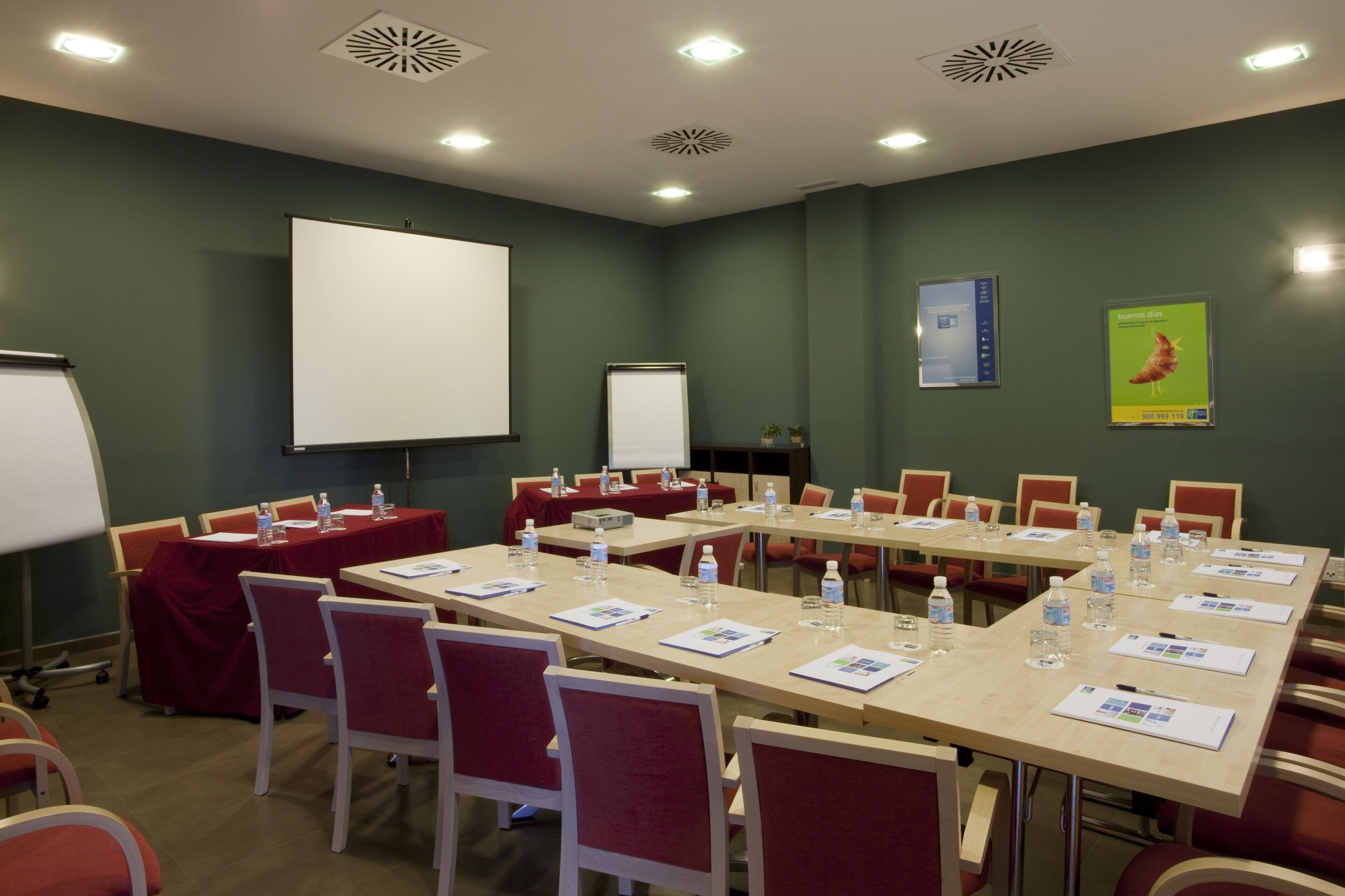 Holiday Inn Express Madrid-Getafe Holiday Inn Express Madrid-Getafe