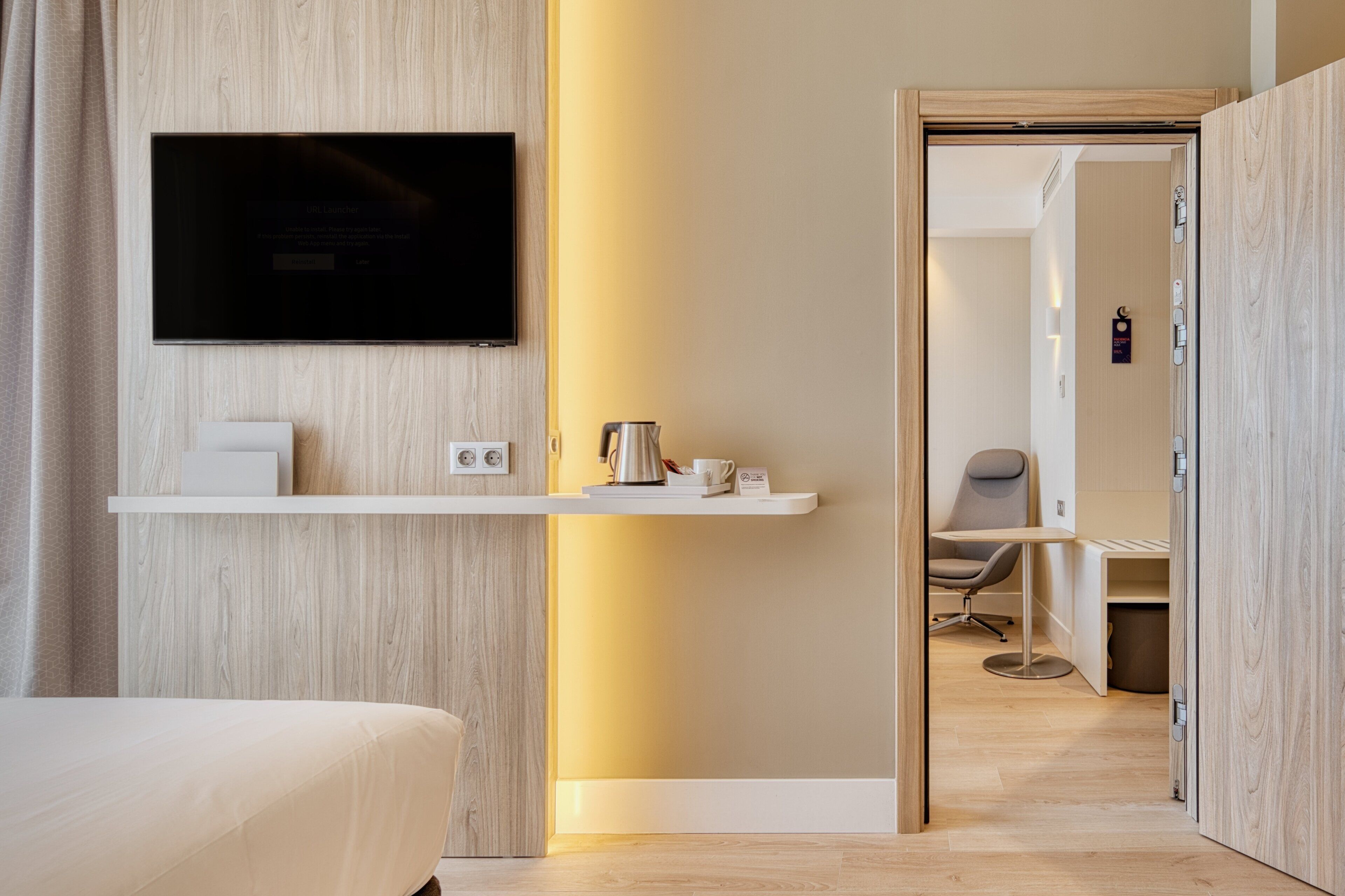 Holiday Inn Express Madrid Airport Holiday Inn Express Madrid Airport