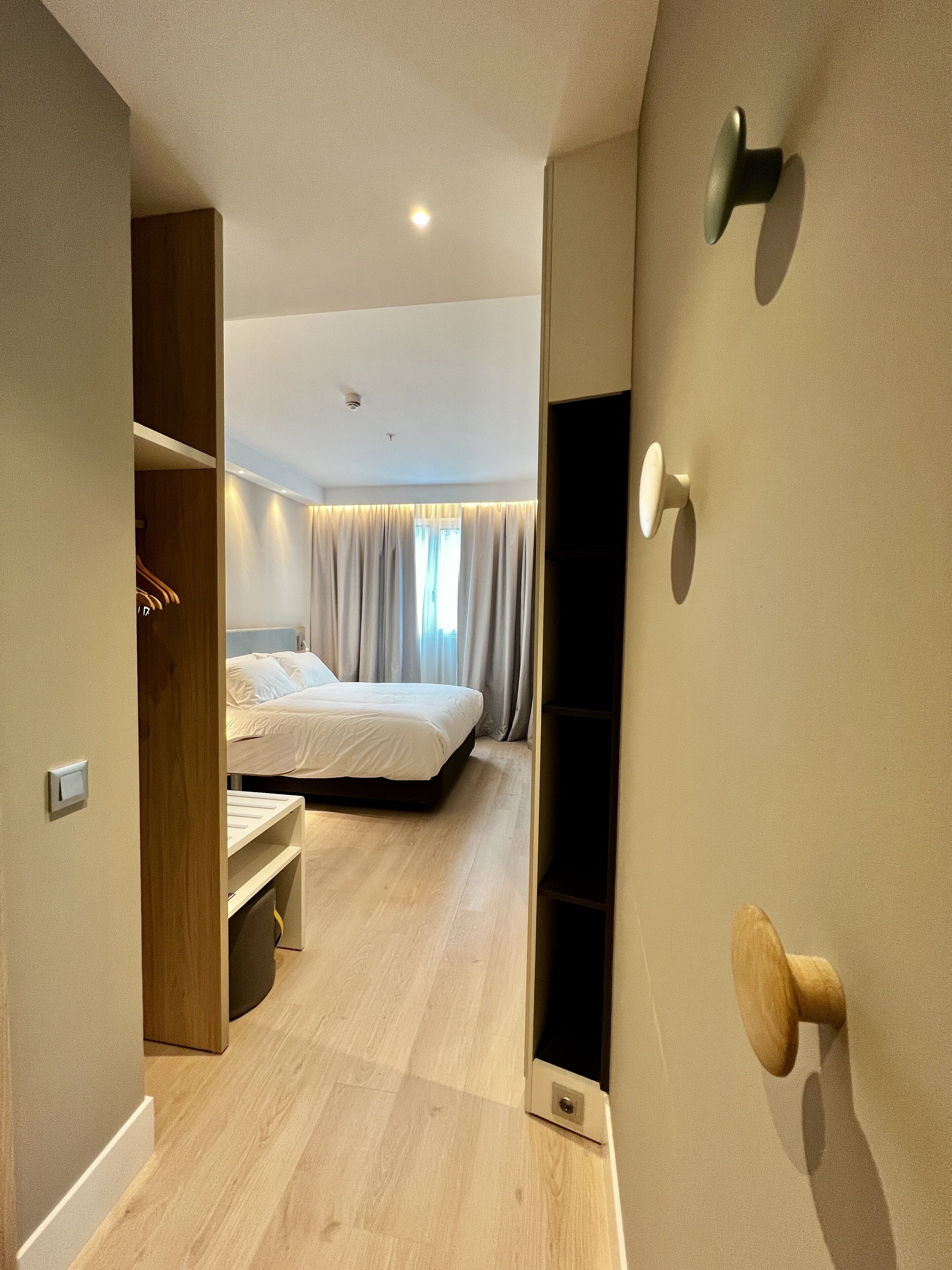 Holiday Inn Express Madrid Airport Holiday Inn Express Madrid Airport