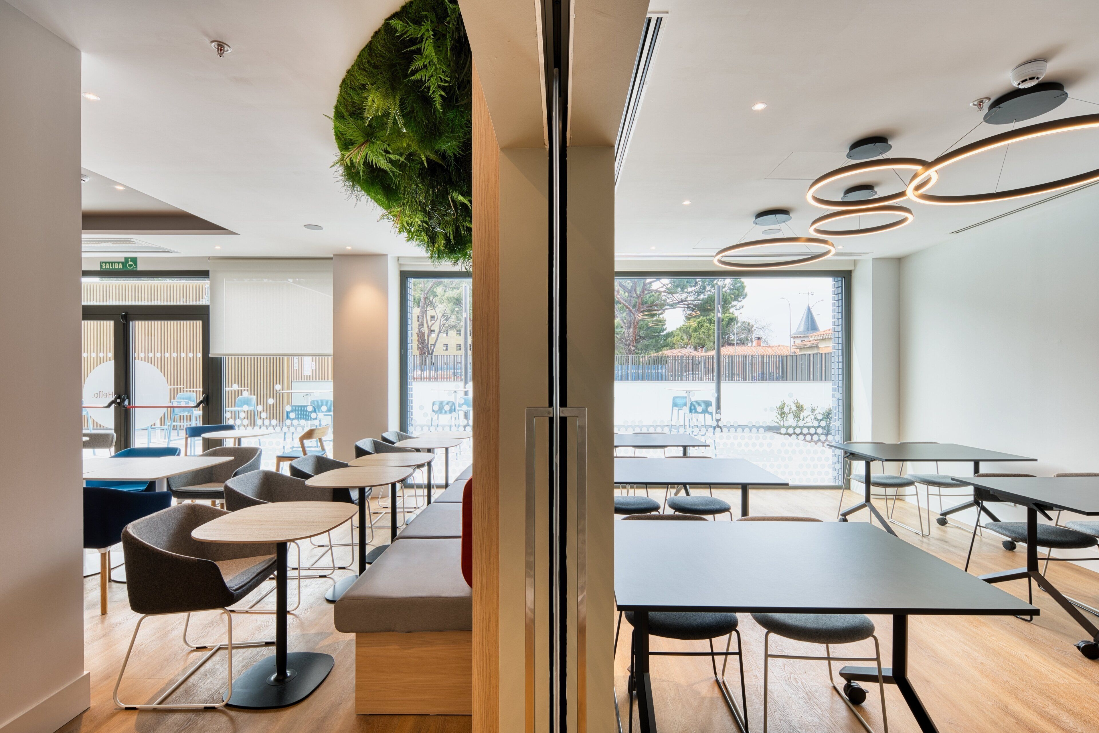 Holiday Inn Express Madrid Airport Holiday Inn Express Madrid Airport