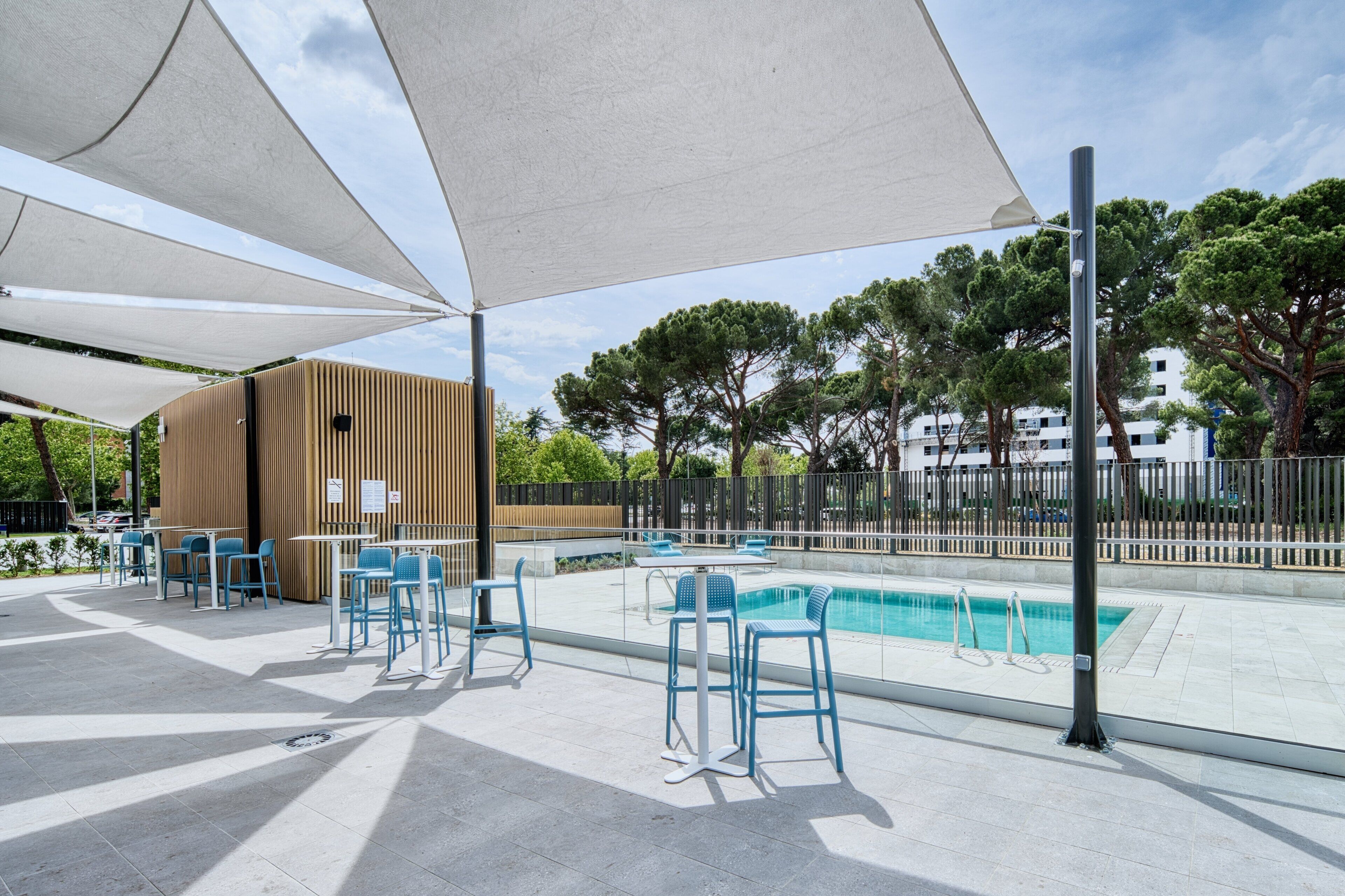 Holiday Inn Express Madrid Airport Holiday Inn Express Madrid Airport