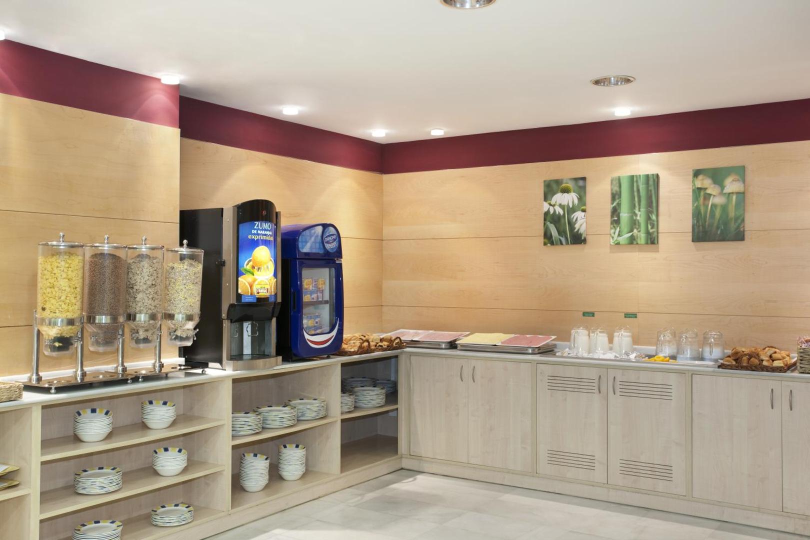 Holiday Inn Express Madrid - Alcorcon Holiday Inn Express Madrid - Alcorcon