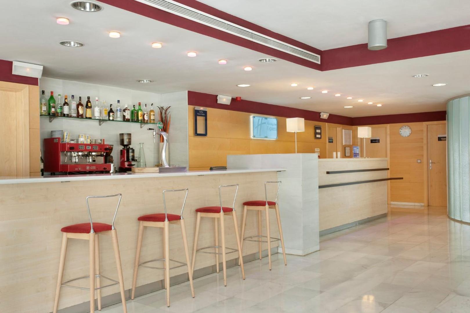 Holiday Inn Express Madrid - Alcorcon Holiday Inn Express Madrid - Alcorcon