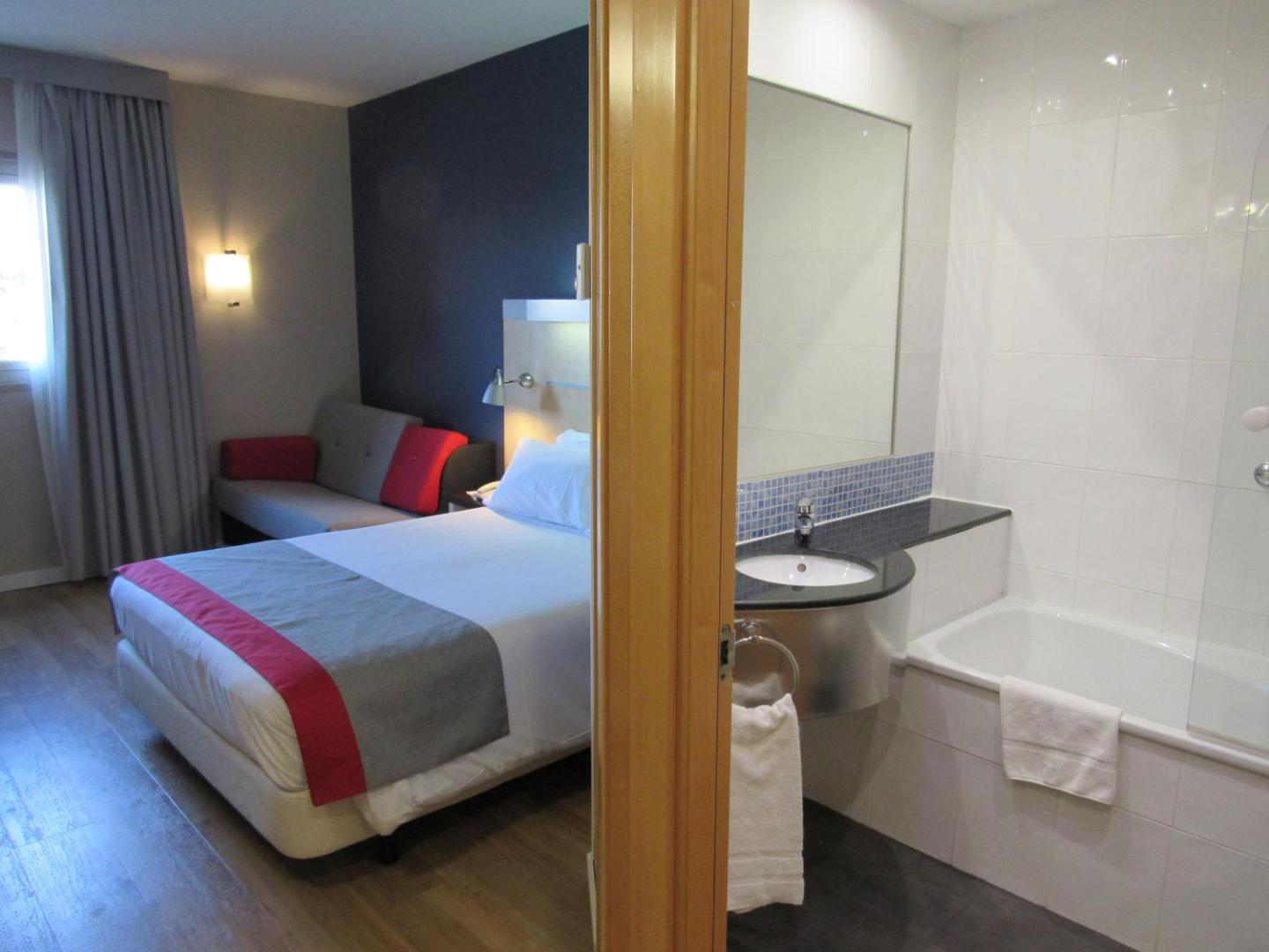 Holiday Inn Express Madrid - Alcorcon Holiday Inn Express Madrid - Alcorcon