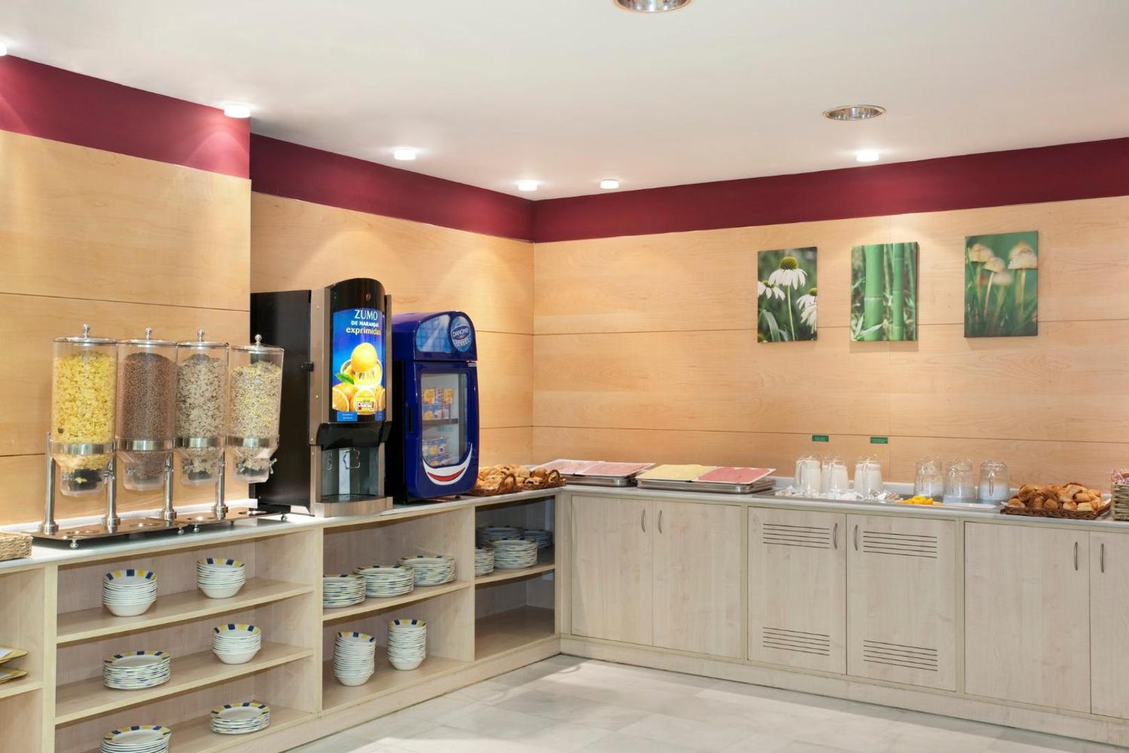Holiday Inn Express Madrid - Alcorcon Holiday Inn Express Madrid - Alcorcon